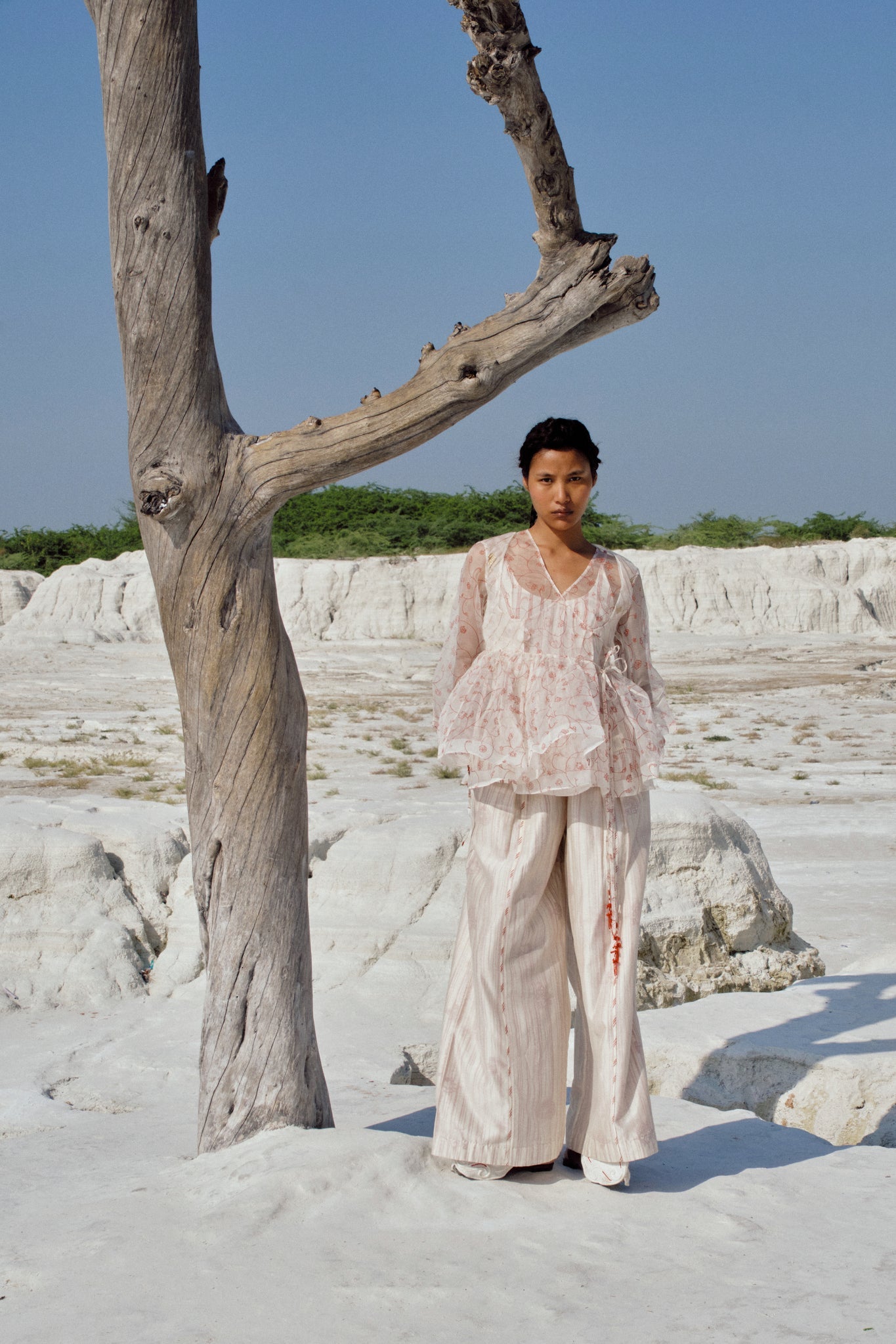 Bella Angrakhi - CiceroniTopsAhmev