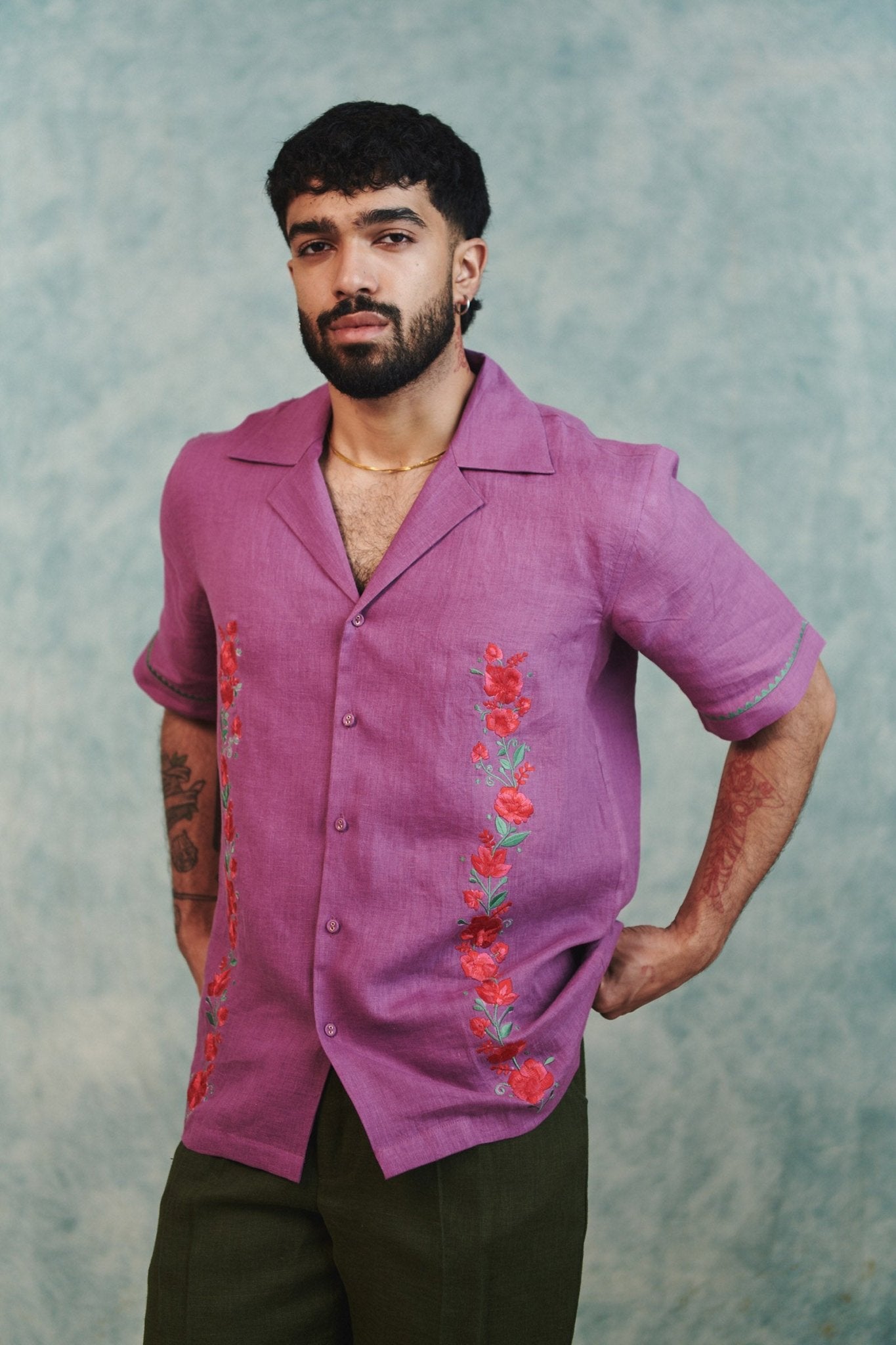 Berry Linen Embroidered Men's Camp Collar Shirt - CiceroniMen ShirtsSaphed