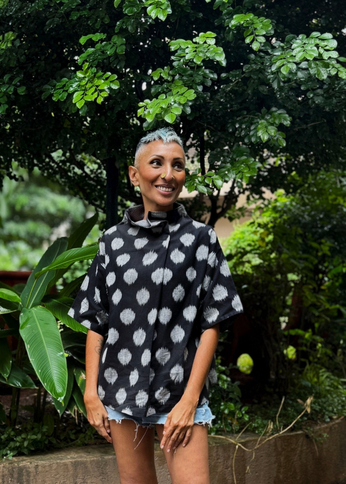 Big Hug Unisex Top - CiceroniTopsChiu