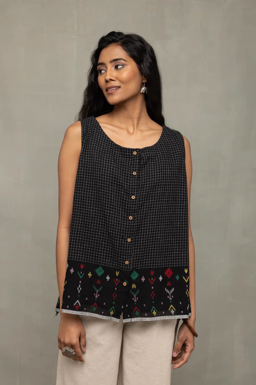 Black Checks Jamdani Top - CiceroniTopsSutra Art of Clothing
