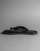 Black Knot Flip Flops - Women - CiceroniFlatsSlomotion