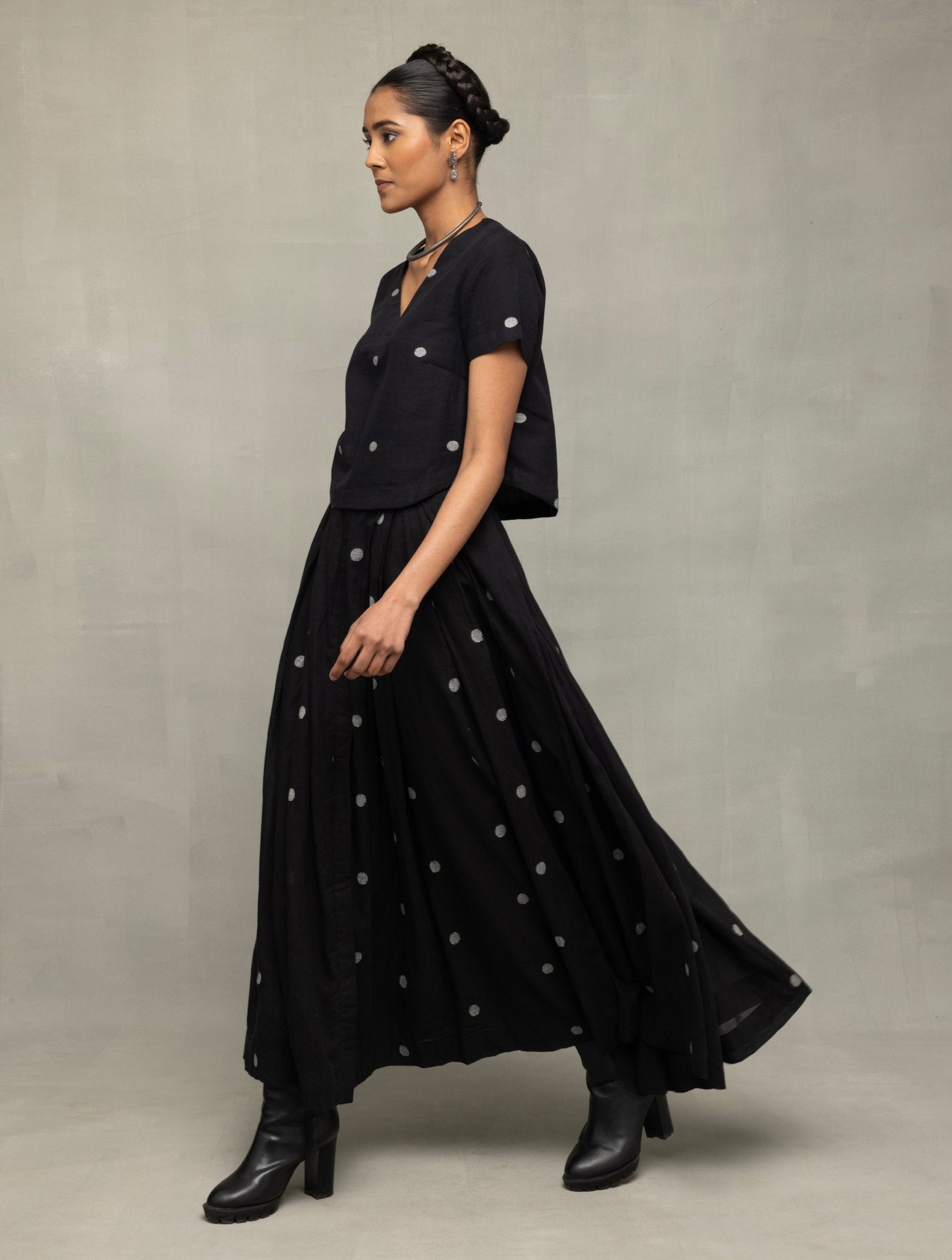Black Polka Jamdani Skord - CiceroniSkirt SetSutra Art of Clothing