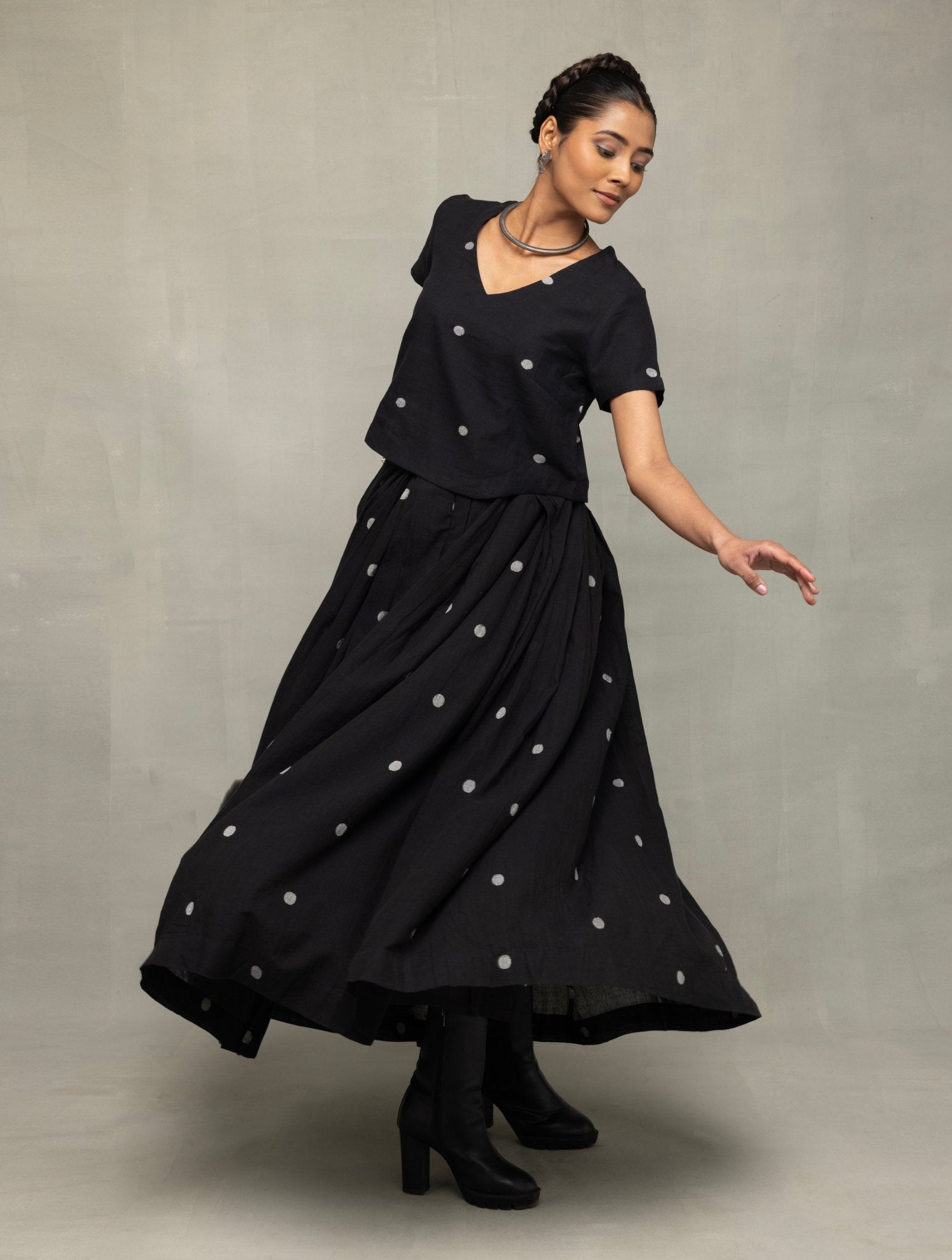 Black Polka Jamdani Skord - CiceroniSkirt SetSutra Art of Clothing