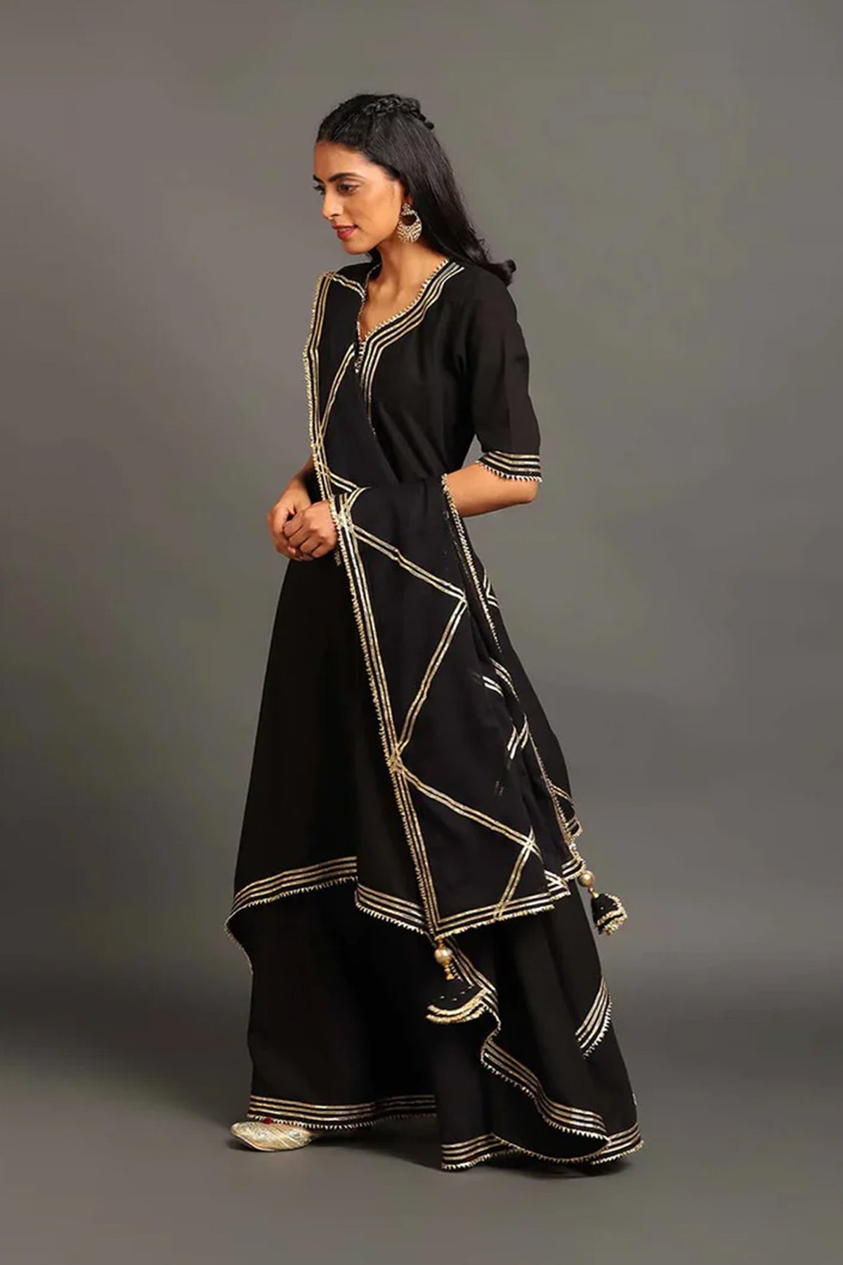 Black Saira Double Layered Dress - CiceroniDressesOmaana