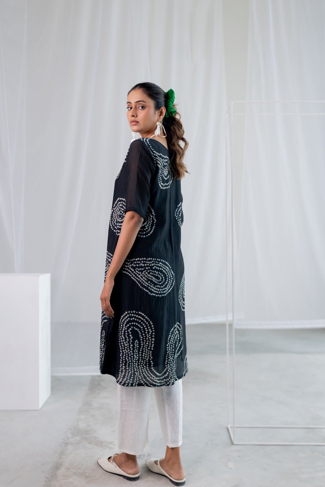 Black Sand Bandhani Kurta Set - CiceroniKurta Set, Everyday WearSilai Studio