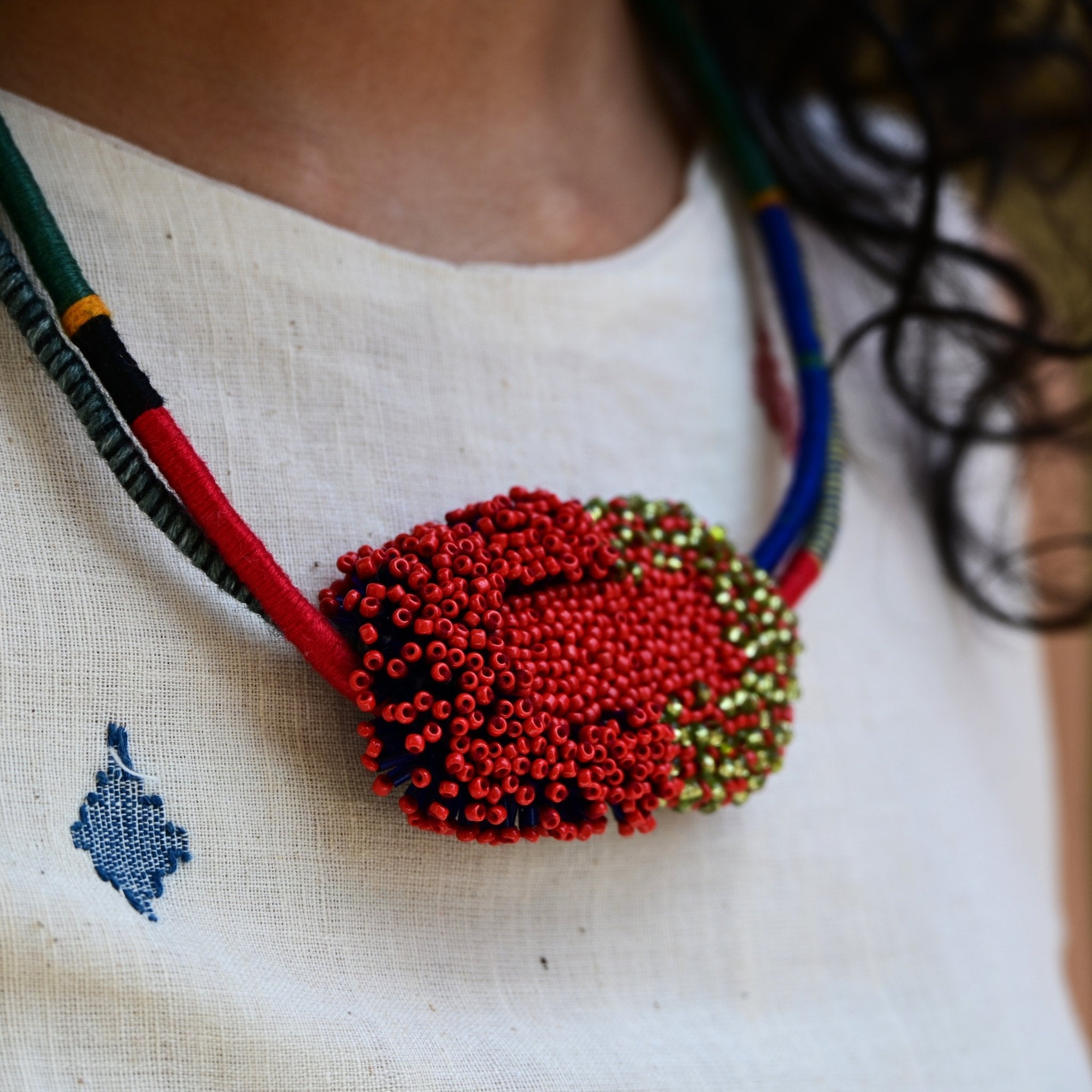 Bloom Sculpture Neckpiece - Red - CiceroniNeckpieceBandish