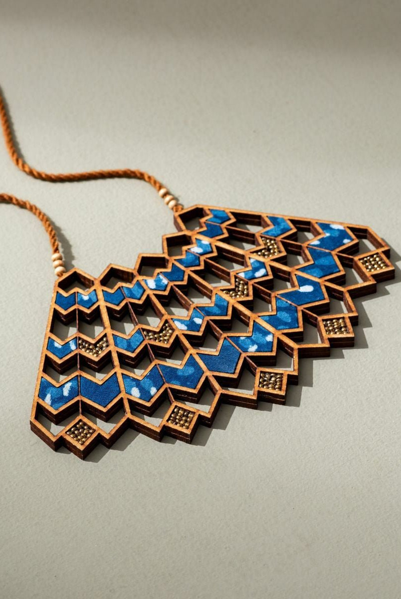 Blue Wave Pattern Kalamkari Necklace - CiceroniNecklaceWhe by Abira