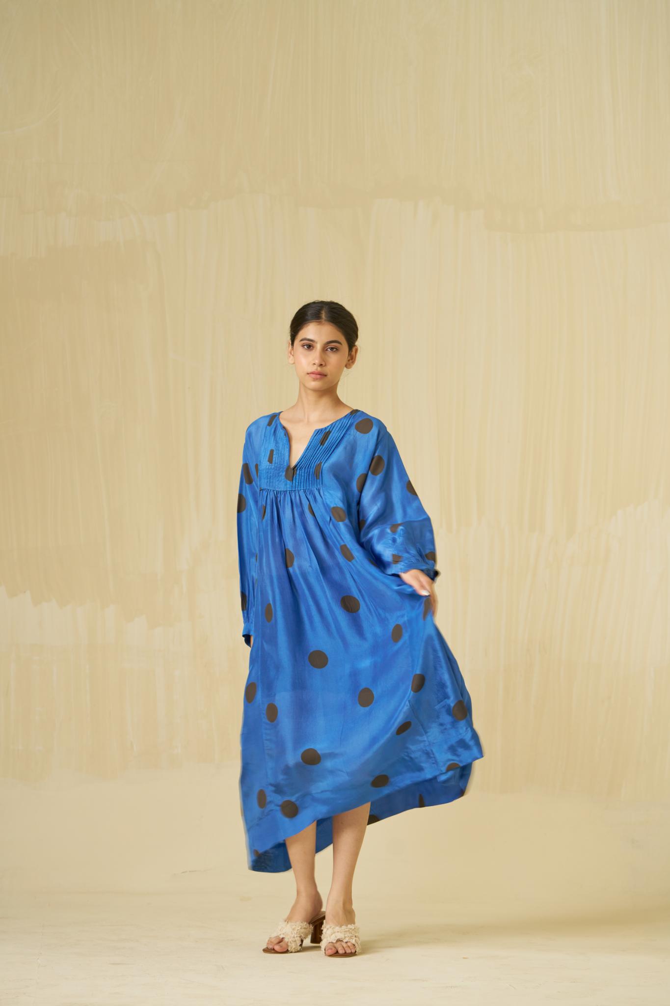 Button Dress - CiceroniDressesStoique