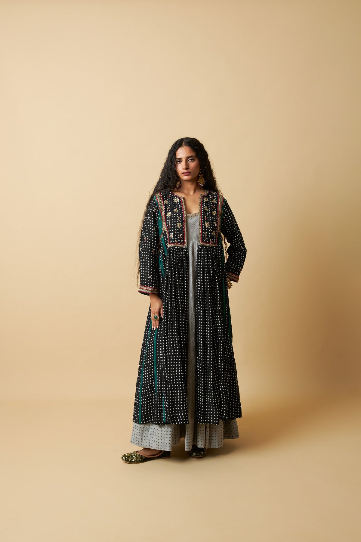 Chaand Raat Embroidered Jacket - CiceroniJacketPants and Pajamas