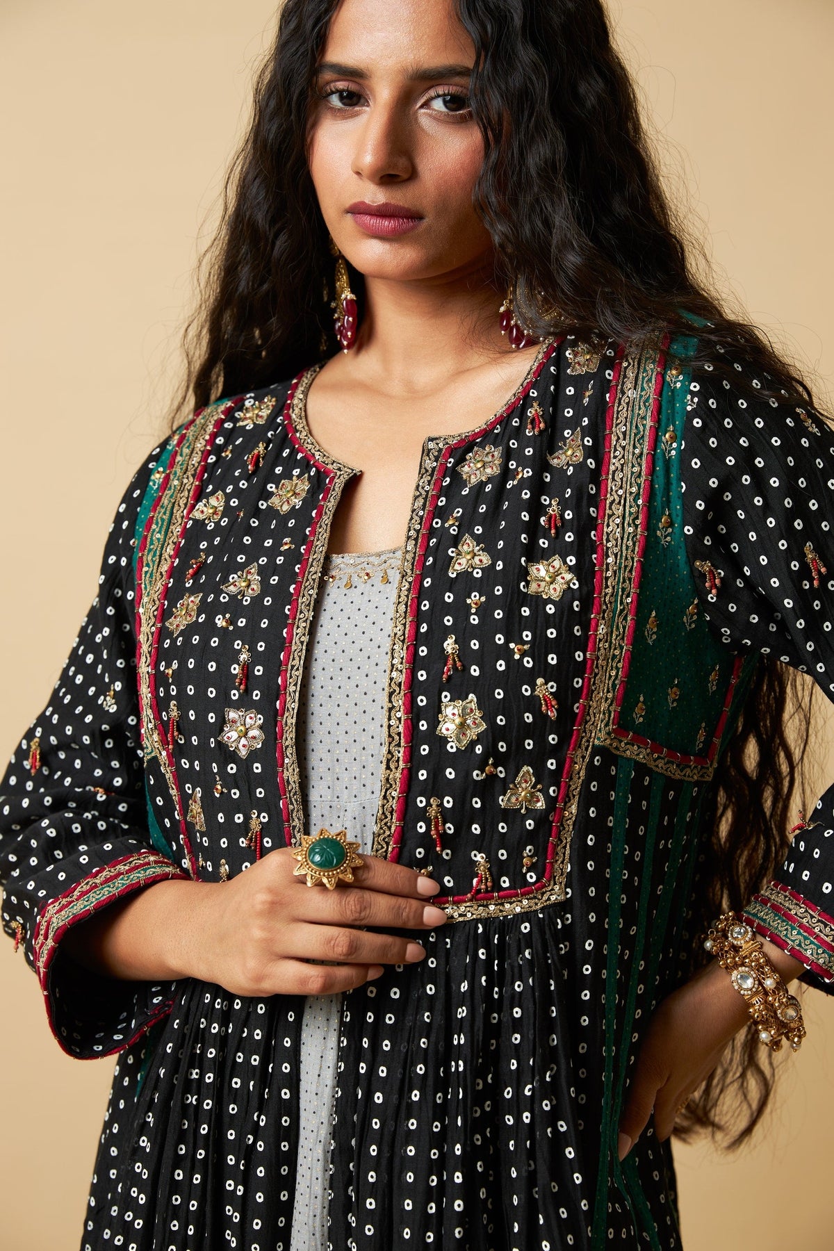 Chaand Raat Embroidered Jacket - CiceroniJacketPants and Pajamas