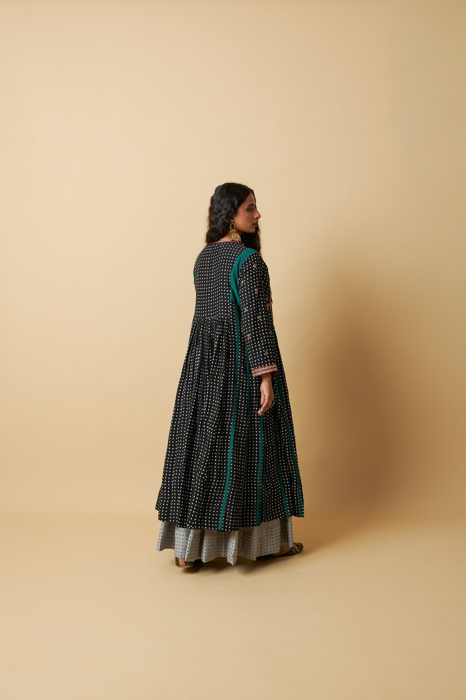 Chaand Raat Embroidered Jacket - CiceroniJacketPants and Pajamas