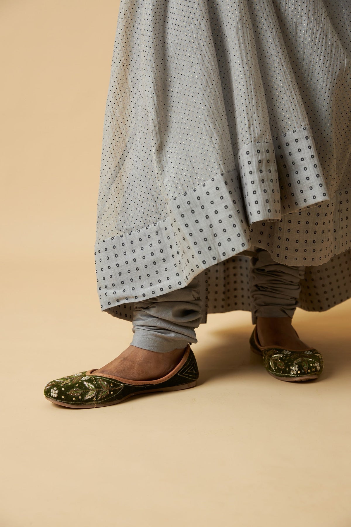 Chaand Raat Embroidered Kurta Set- Set of 2 - CiceroniKurta Set, Festive WearPants and Pajamas