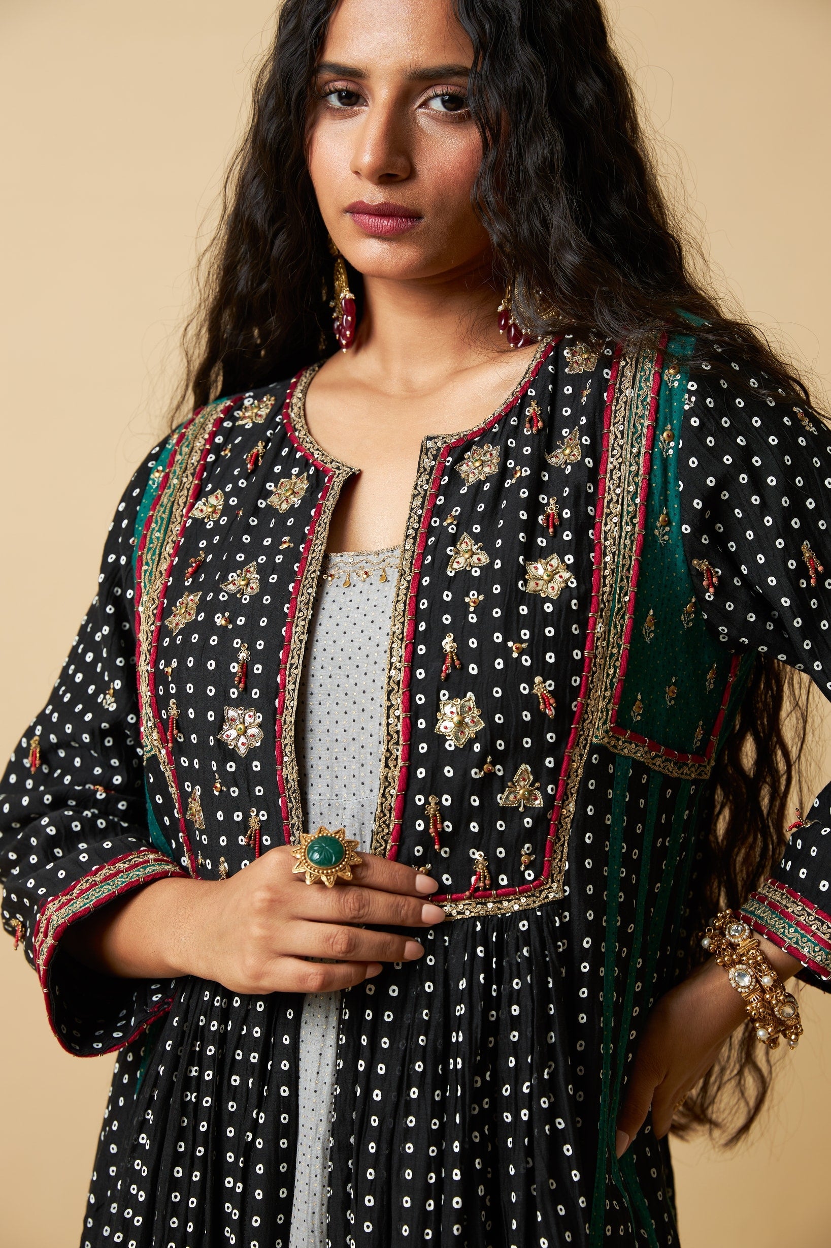 Chaand Raat Embroidered Kurta Set- Set of 3 - CiceroniKurta Set, Festive WearPants and Pajamas
