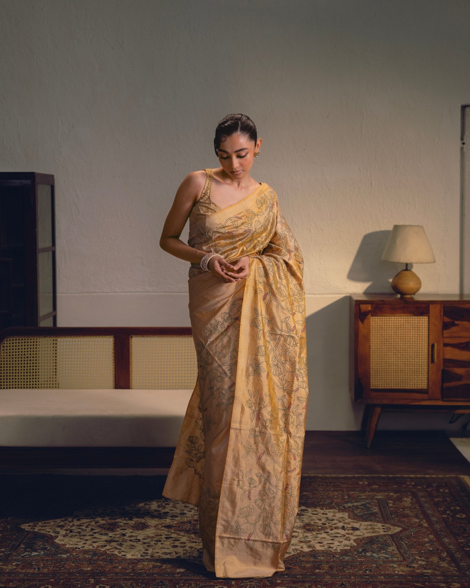 Chaiti - Golden - CiceroniSareeIra