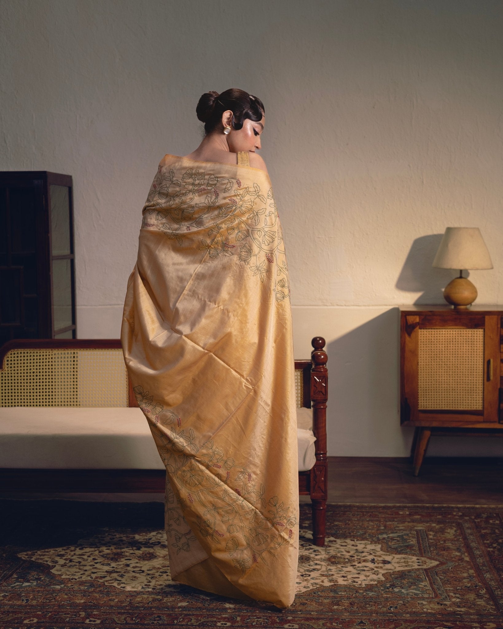 Chaiti - Golden - CiceroniSareeIra