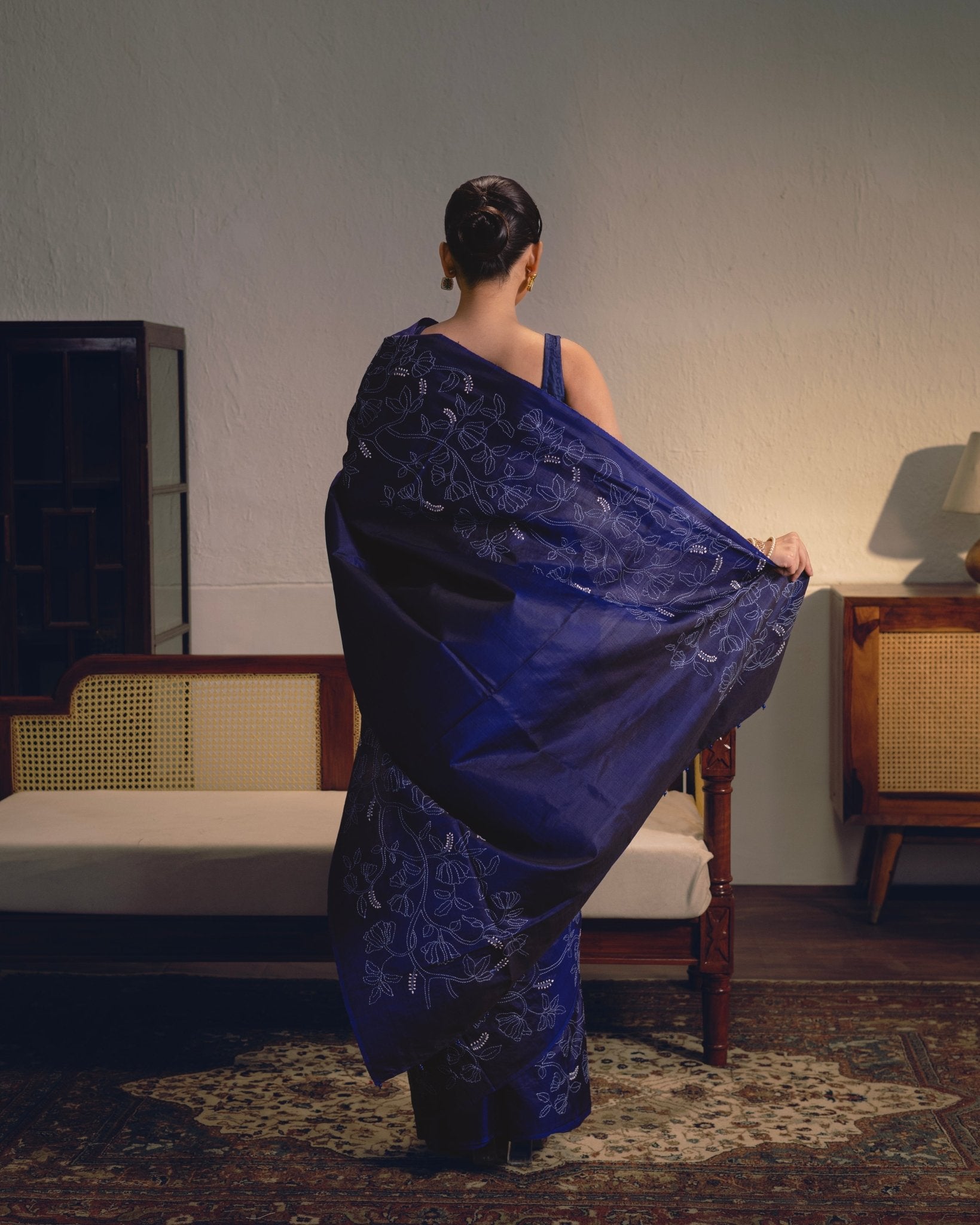 Chaiti - Navy - CiceroniSareeIra