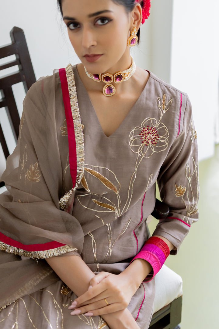 Chhayaa Embroidered Kurta Set with Dupatta - CiceroniKurta Set, Festive WearSilai Studio