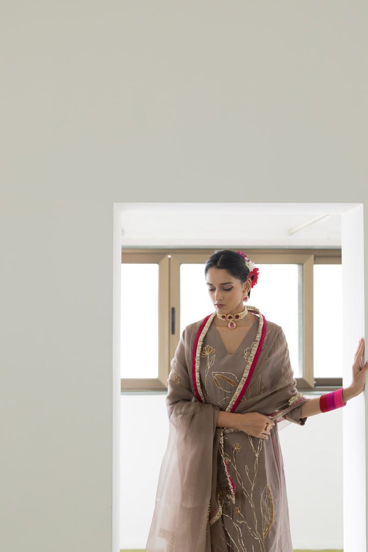 Chhayaa Embroidered Kurta Set with Dupatta - CiceroniKurta Set, Festive WearSilai Studio