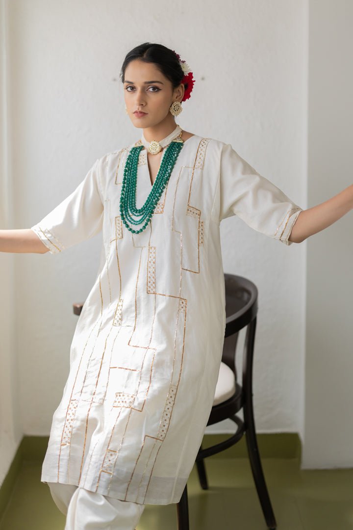 Chitrimaa Kurta and Clinched Pants Set - CiceroniKurta Set, Festive WearSilai Studio
