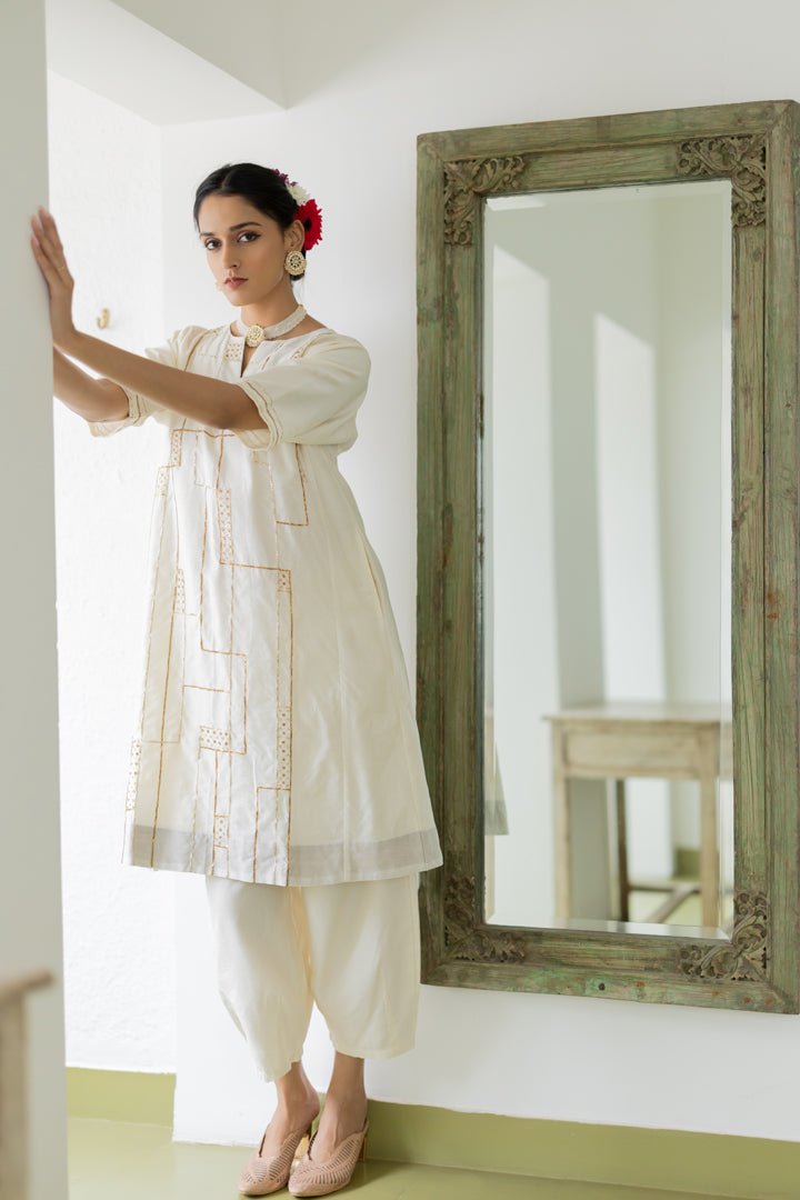 Chitrimaa Kurta and Clinched Pants Set - CiceroniKurta Set, Festive WearSilai Studio
