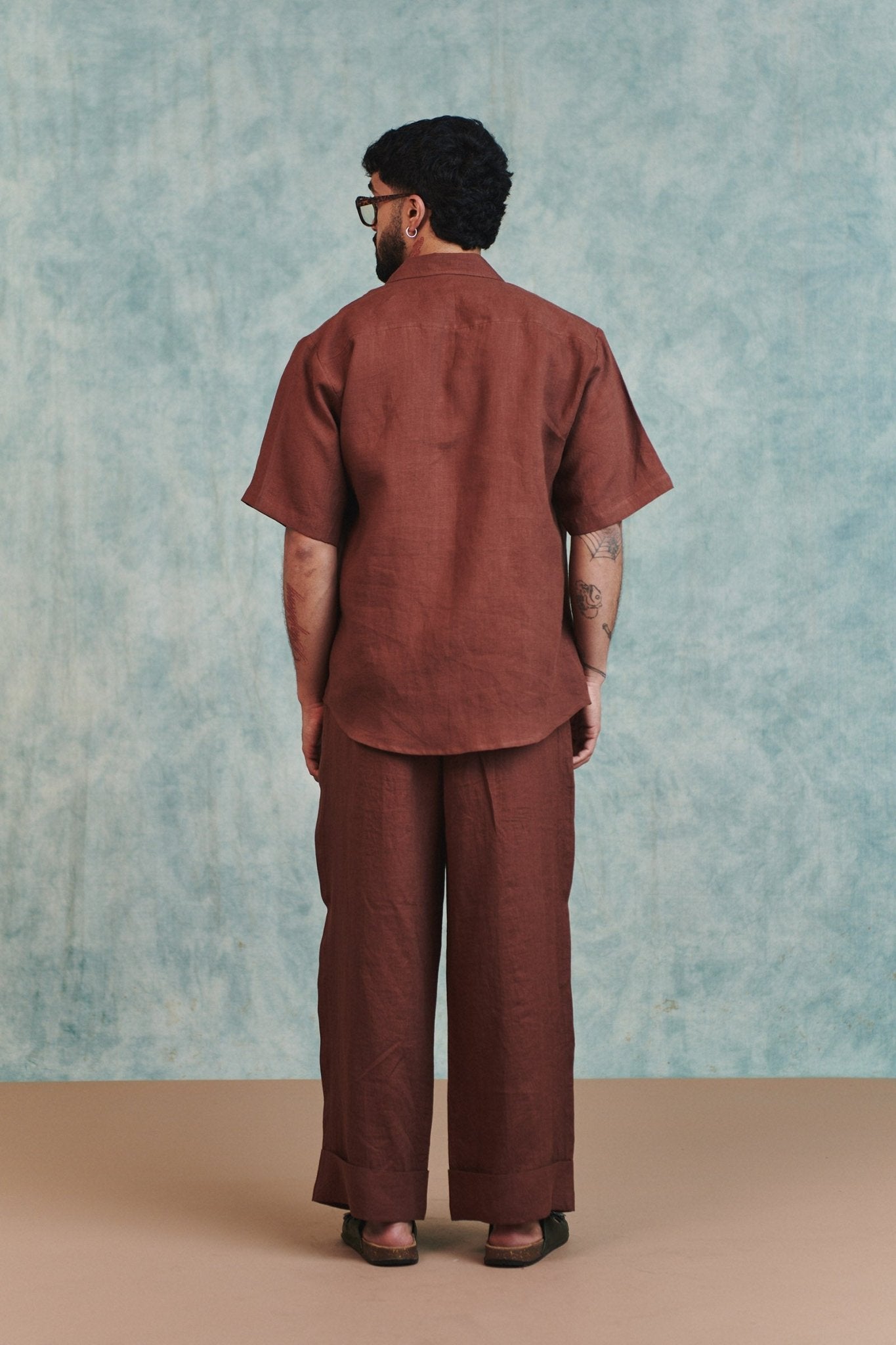Chocolate Linen Men's Pleated Camp Collar Shirt - CiceroniMen ShirtsSaphed