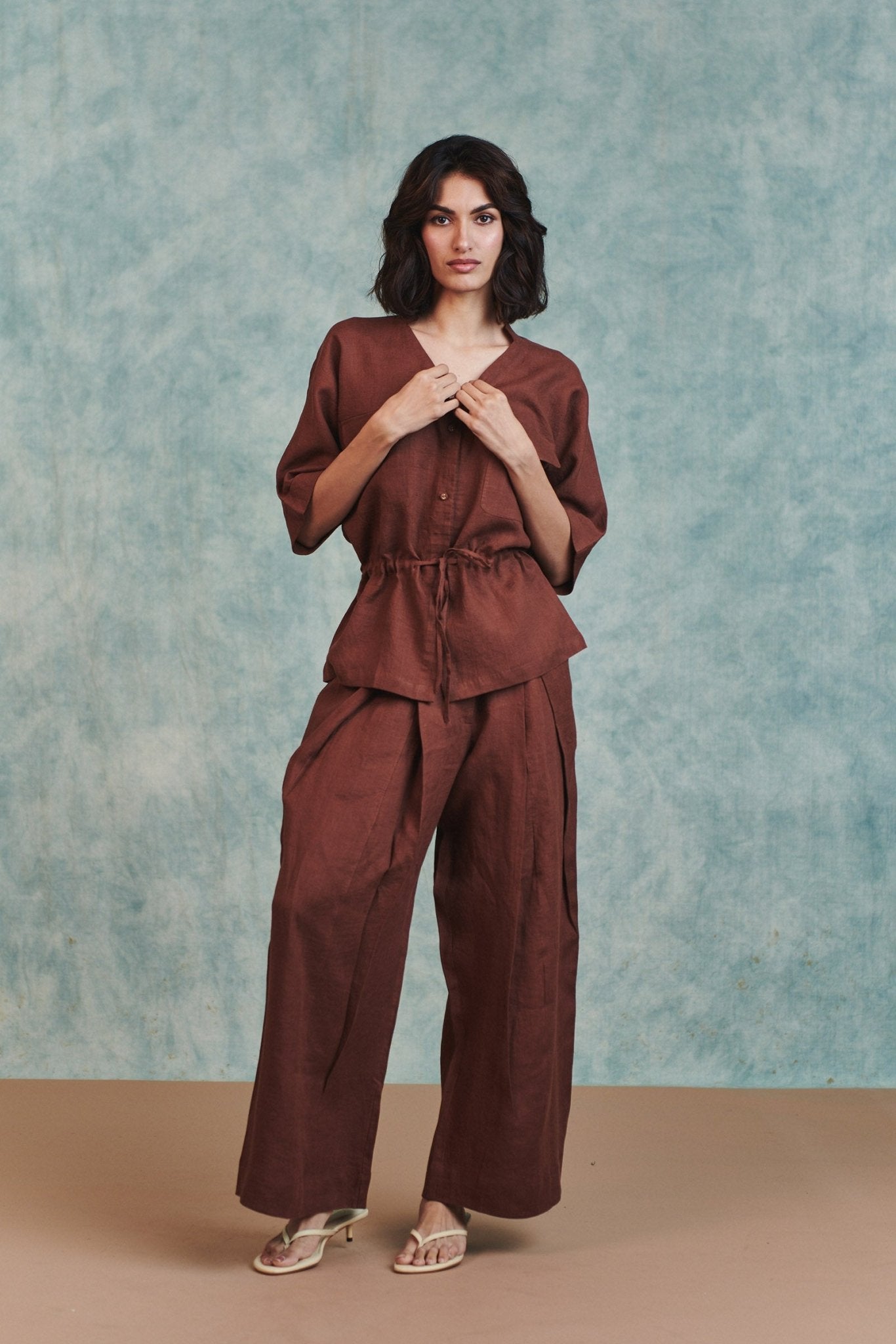 Chocolate Linen Pleated Tuck Pants - CiceroniWomen PantsSaphed