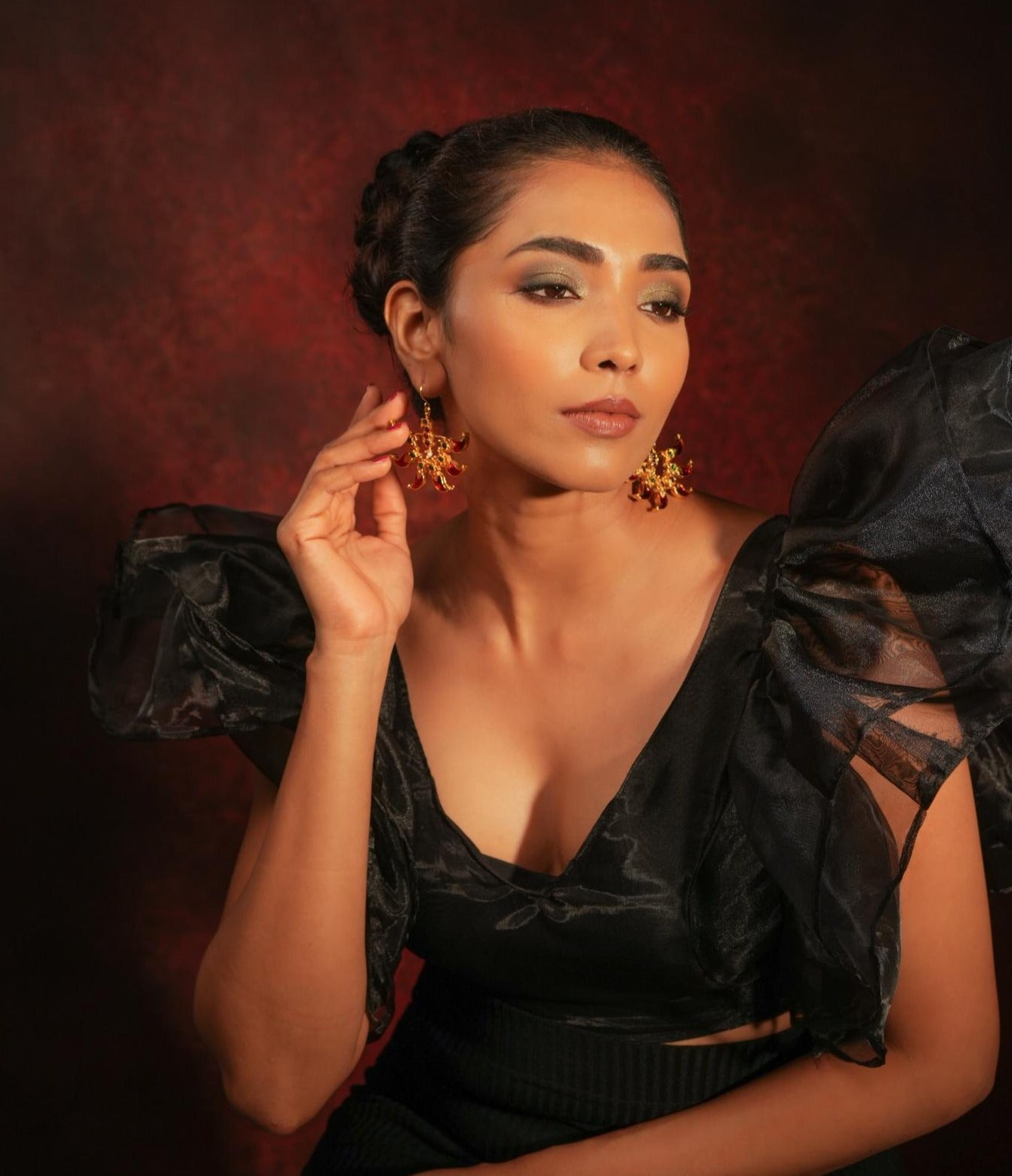 Contemporary Maanga Earring - CiceroniEarringsAarika