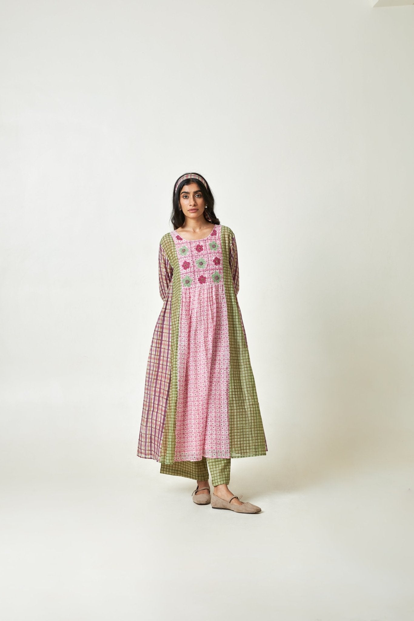 Coral Haze Block Printed Kurta Set - CiceroniKurta SetPants and Pajamas