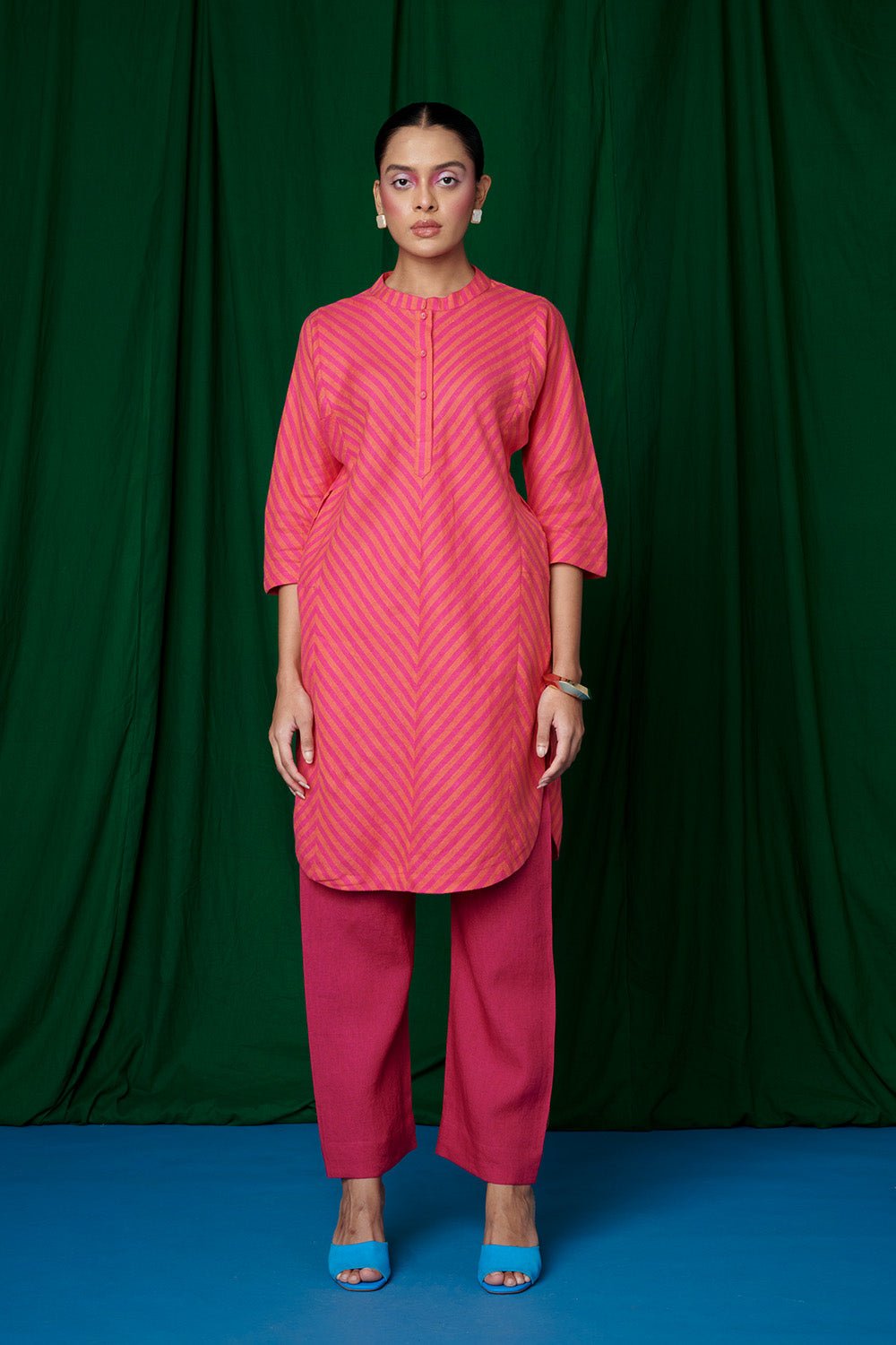 Coral Linen Panelled Kurta Set - CiceroniKurta Set, Everyday WearSaphed