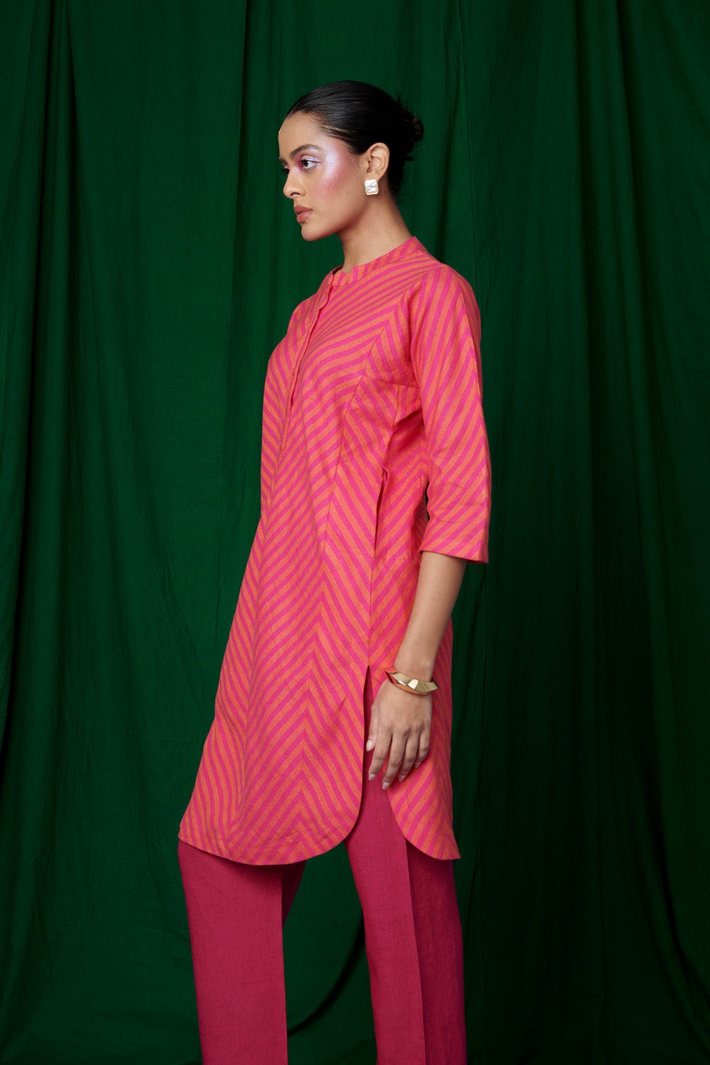 Coral Linen Panelled Kurta Set - CiceroniKurta Set, Everyday WearSaphed