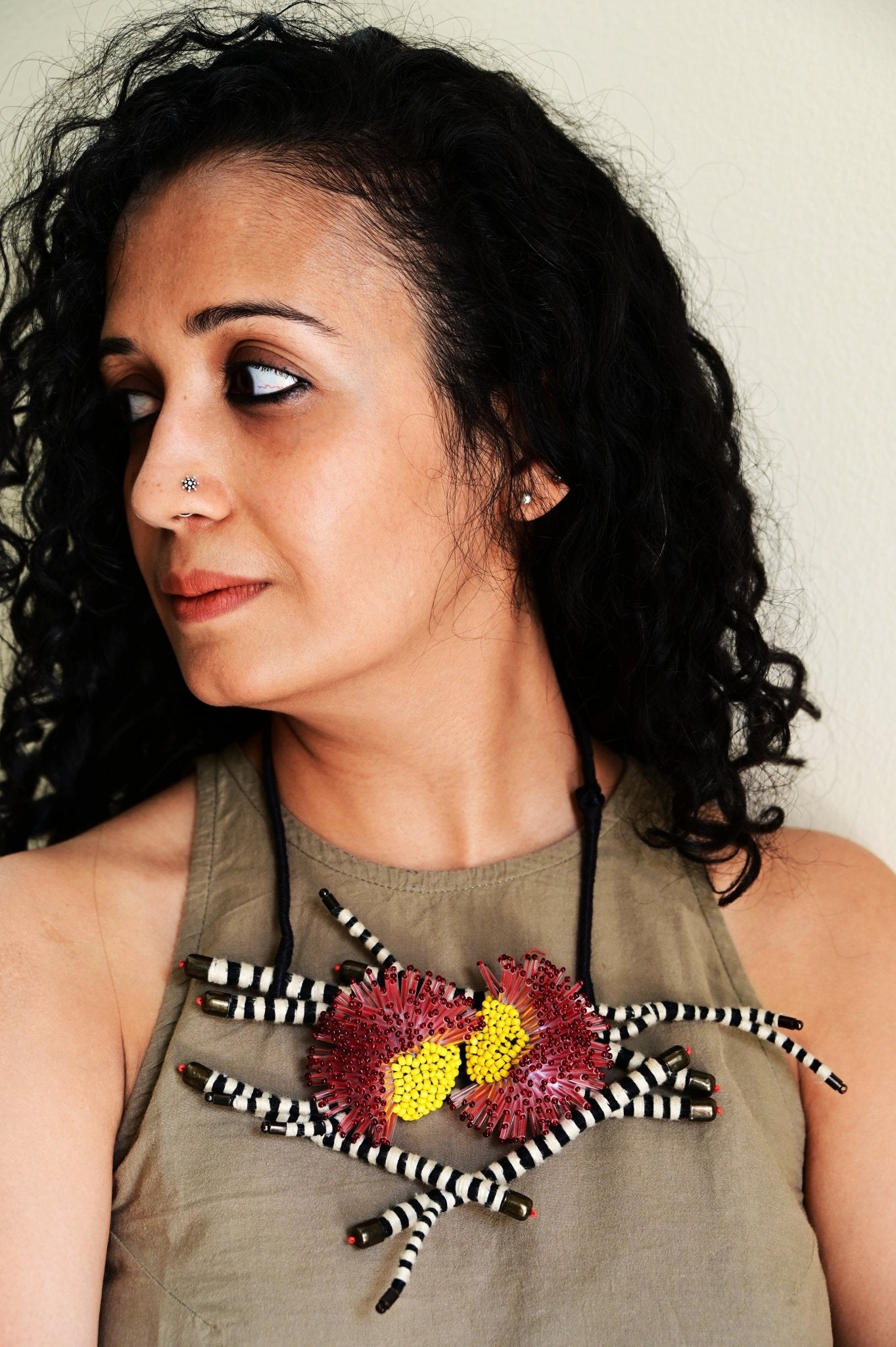 Crimson Bloom Statement Necklace - CiceroniNeckpieceBandish
