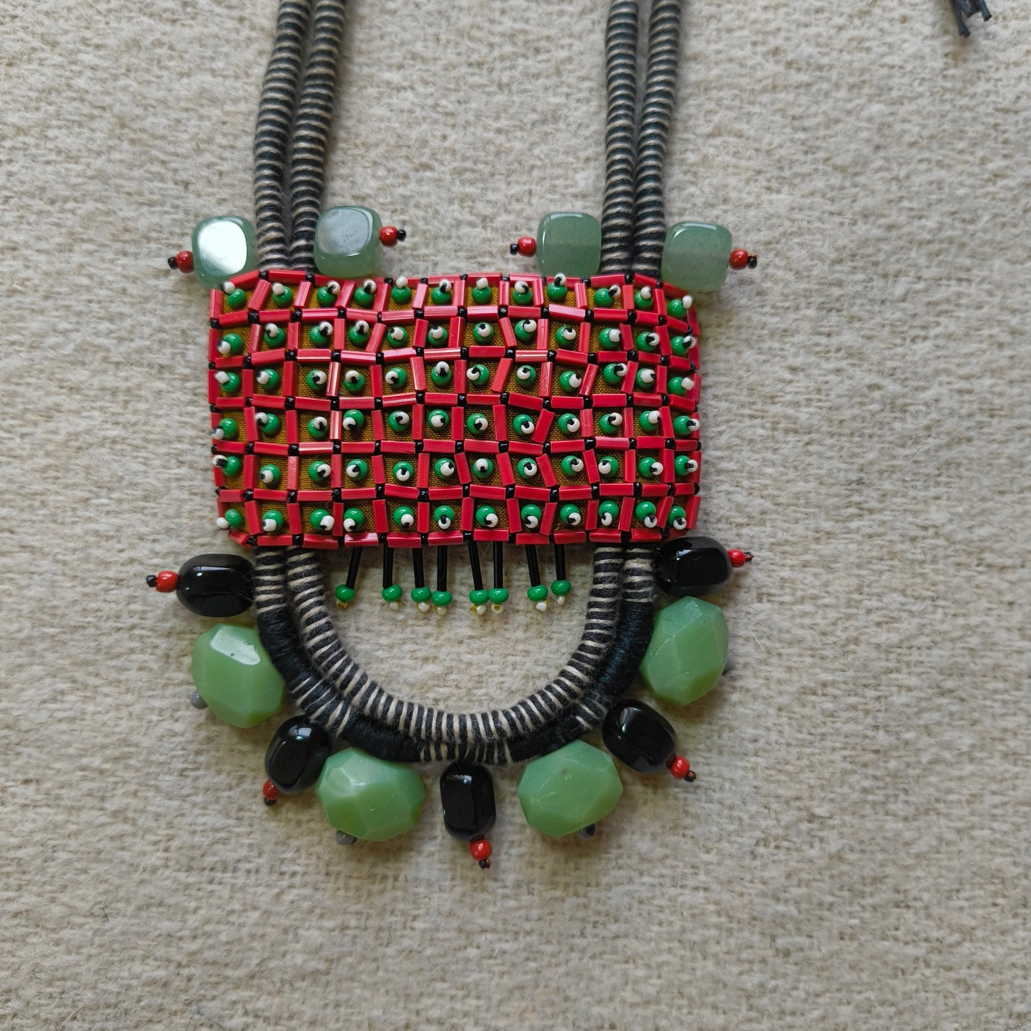 Crimson Grid Neckpiece - CiceroniNeckpieceBandish