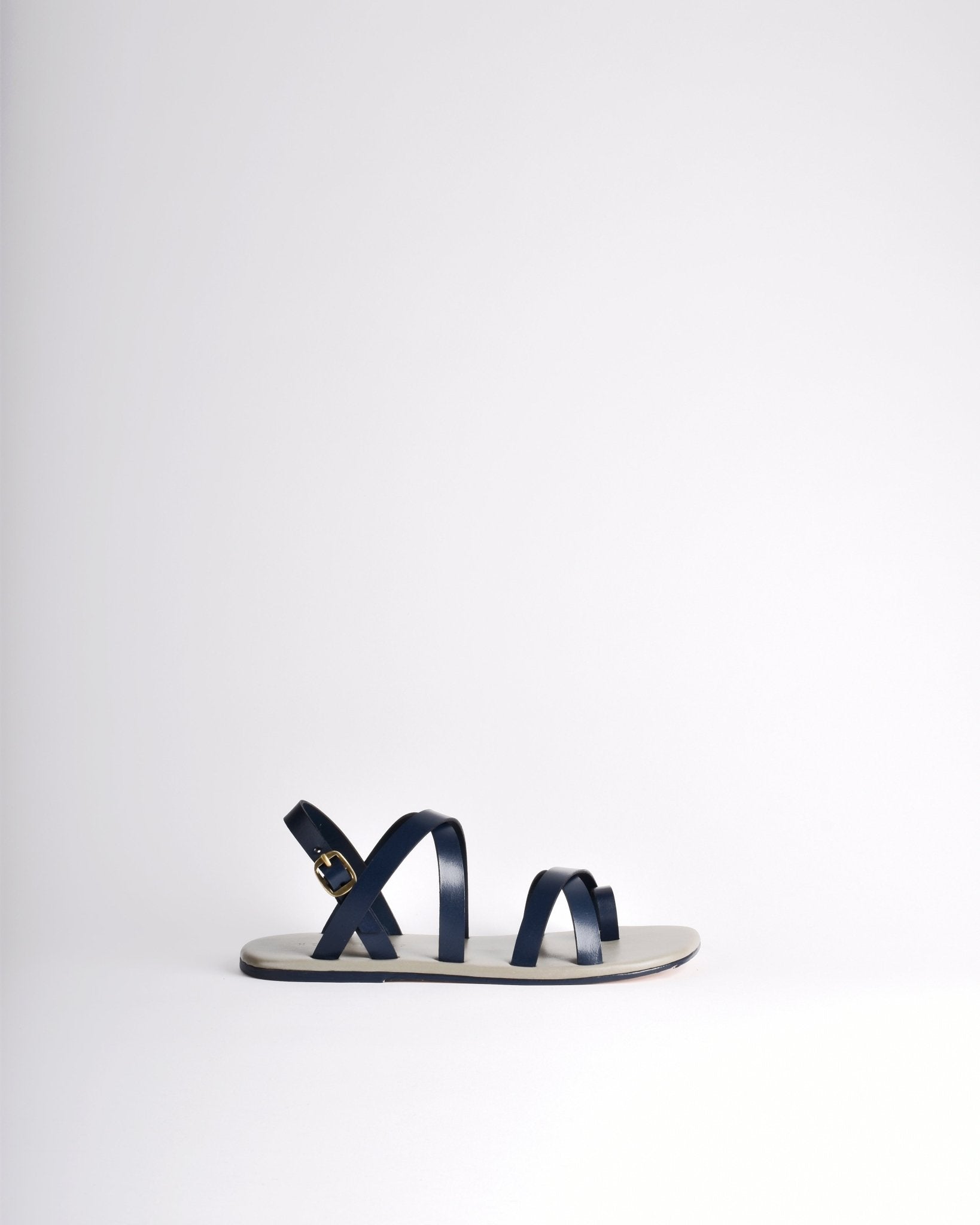 Criss Cross Strap Sandals - CiceroniSandalsSlomotion