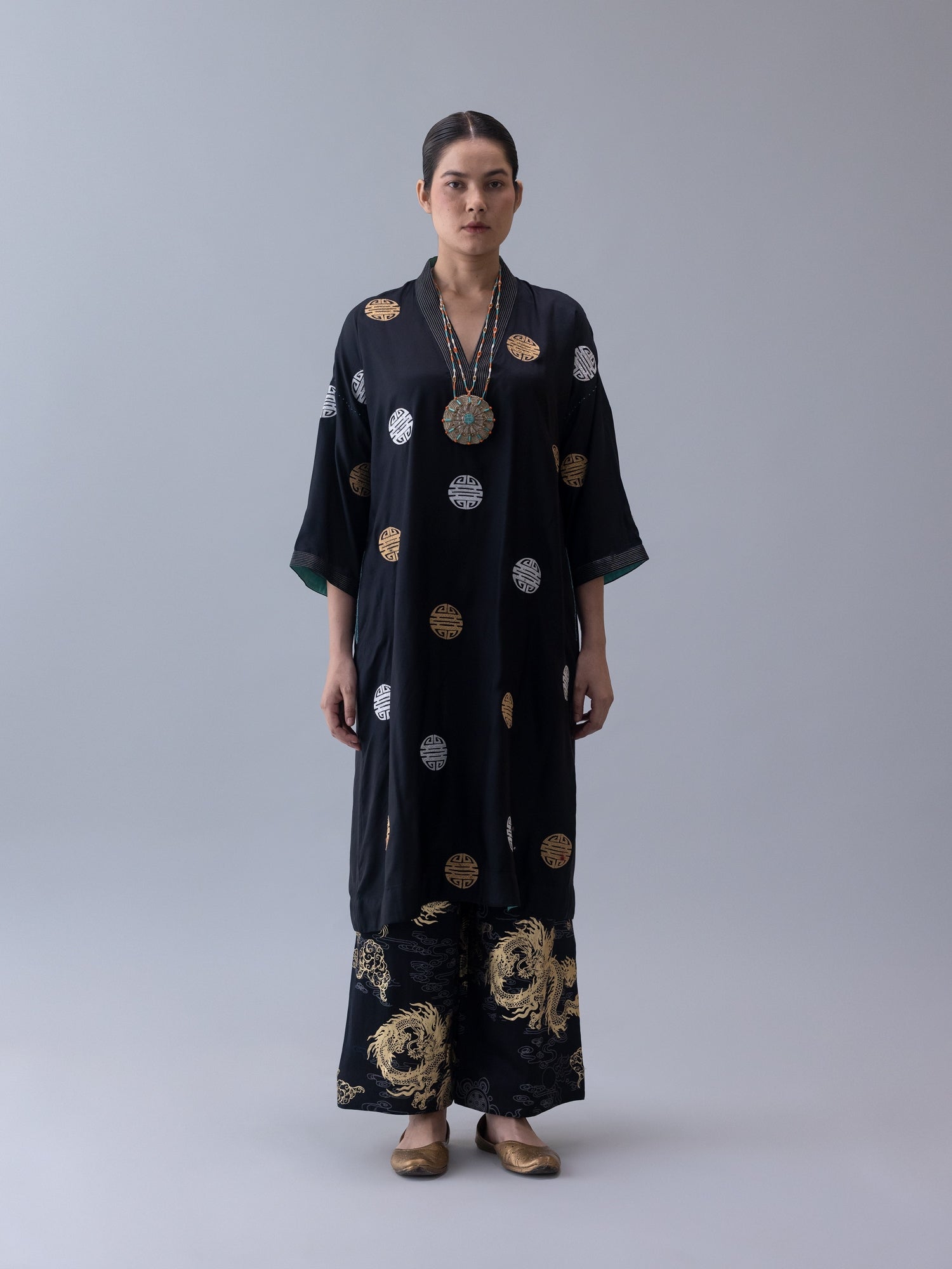 Daido Black Kaftan - CiceroniKaftanShades of India
