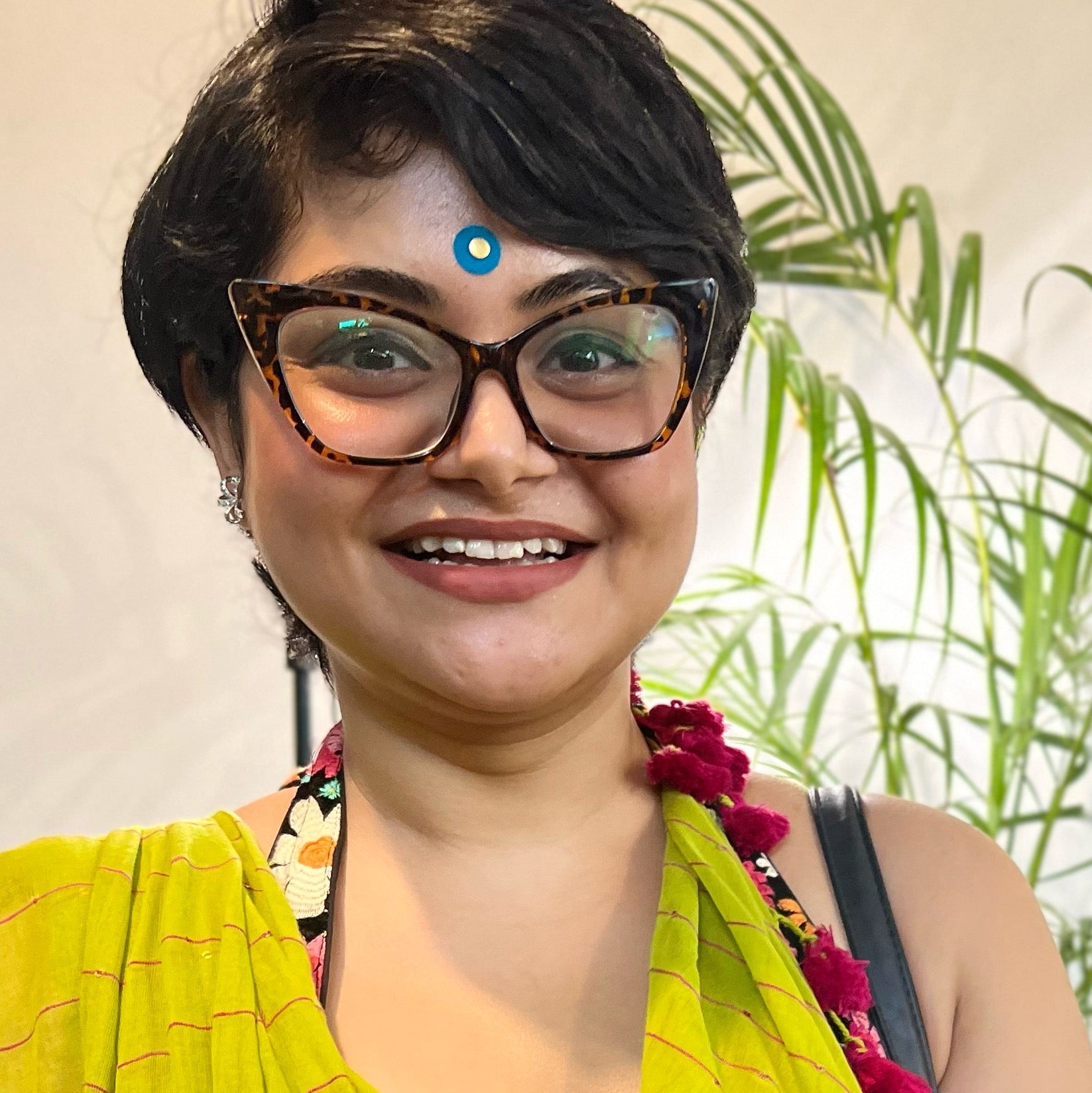 Devi Ro Bindi - CiceroniBindiThe Bindi Project