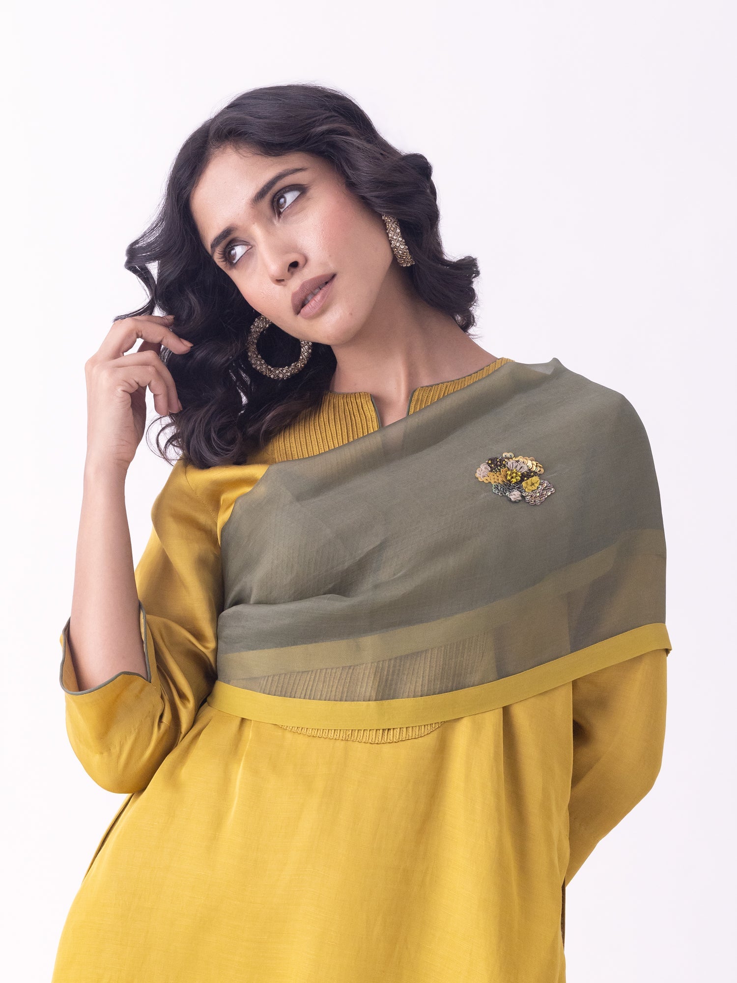 Dori Dupatta - CiceroniDupattaShades of India