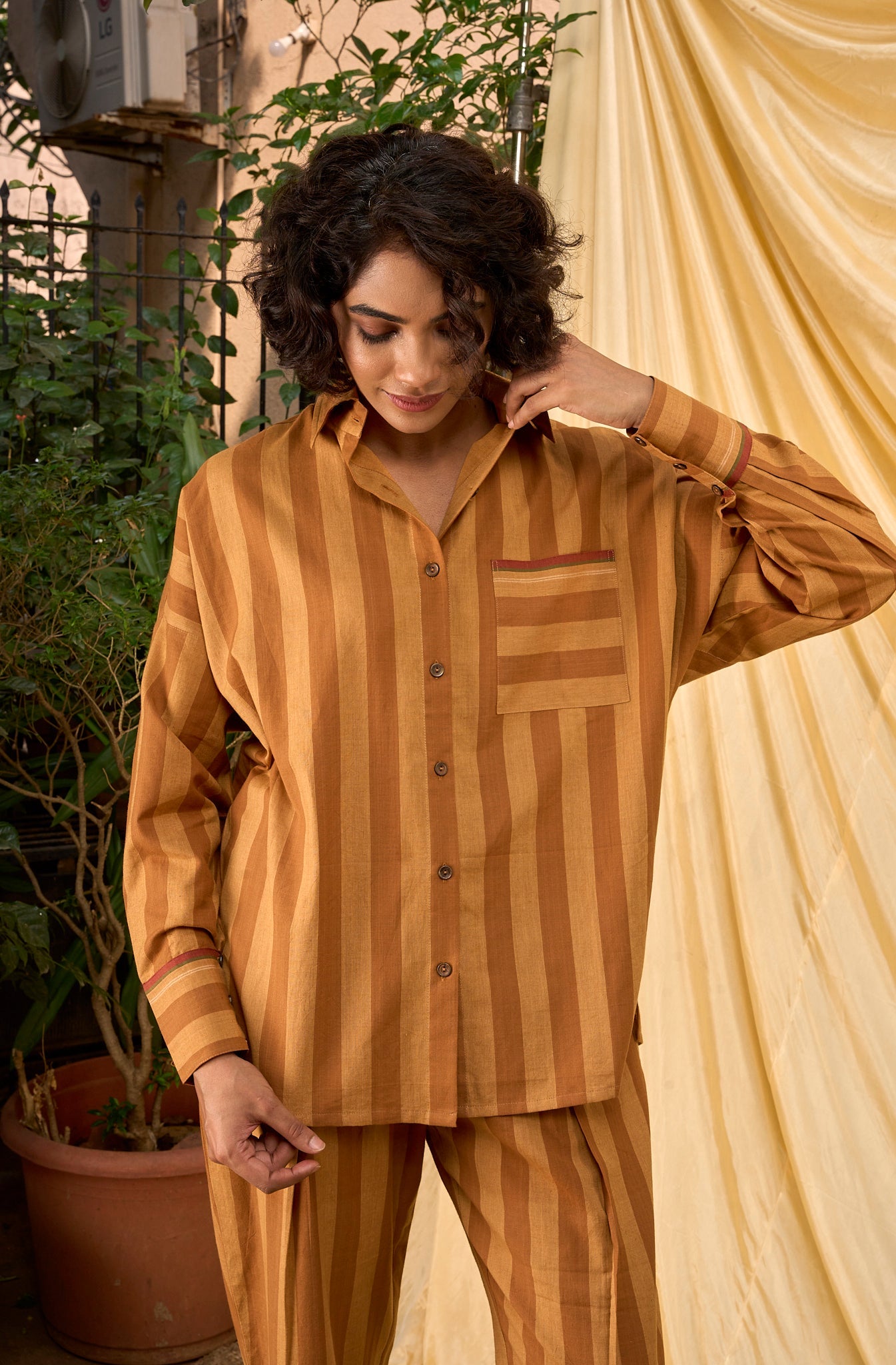 Dune Shirt - Brown - CiceroniTopsAmbrosia