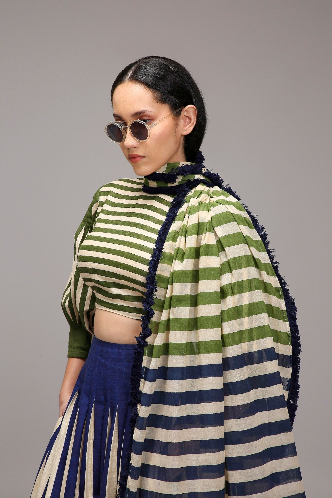 Egg-Shell Crop Top Dual Striped Stole Skirt Set (3 PCS) - CiceroniSkirt SetMATI