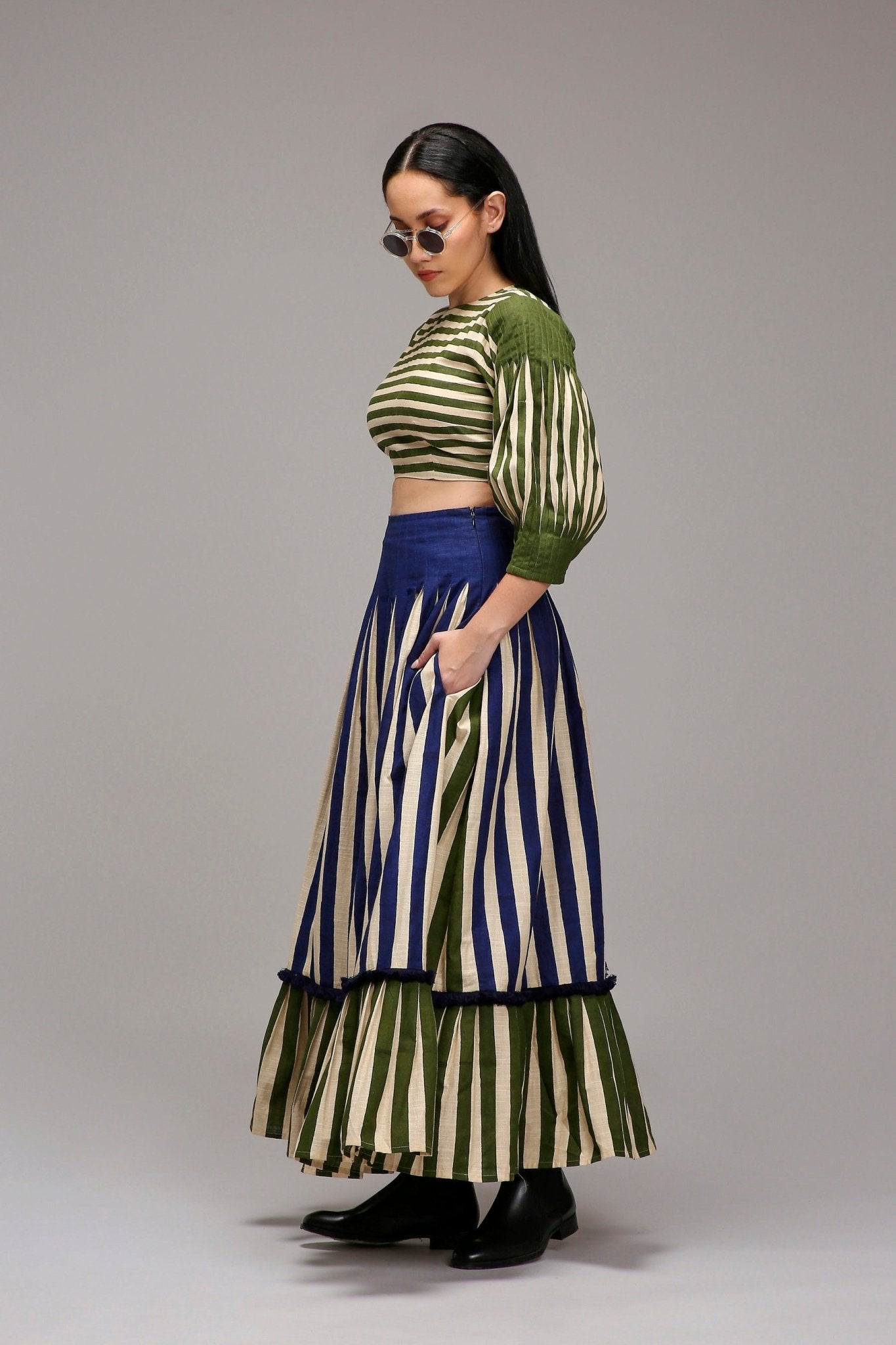 Egg-Shell Striped Crop Top & Skirt Set (2 PCS) - CiceroniSkirt SetMATI