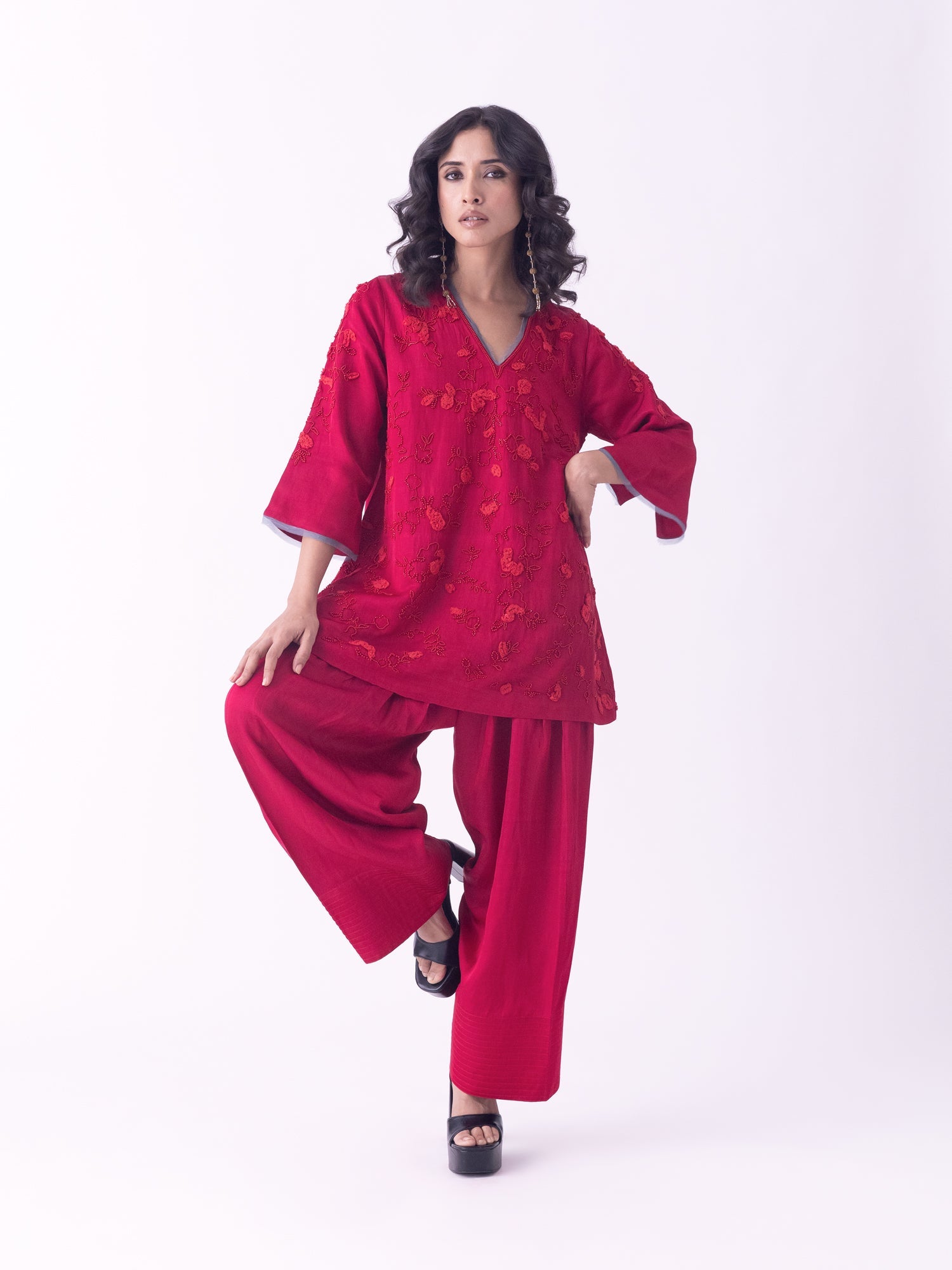 Eira Kurti - CiceroniTopsShades of India