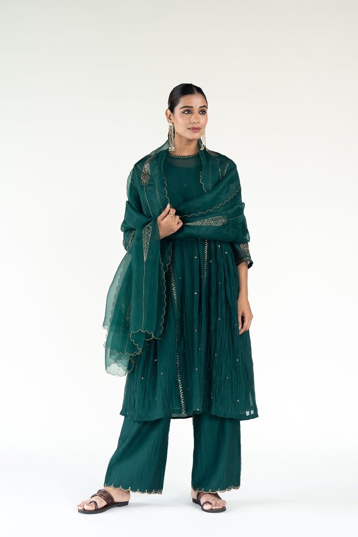 Emerald Green Baadal Kurta Set with Shama Odhani - CiceroniKurta Set, Festive WearNirjara