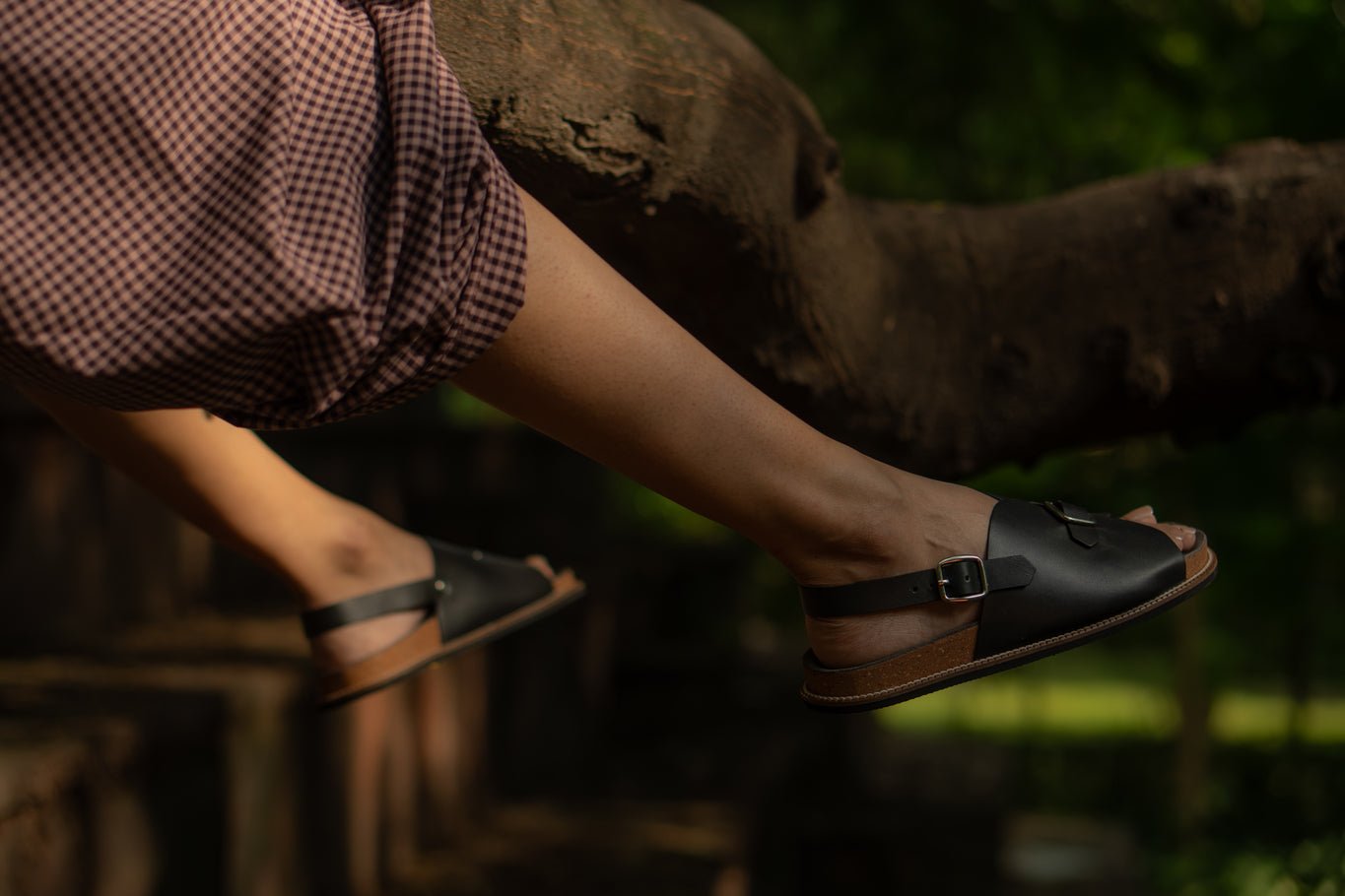 Envelope Cork Sandals SB - Women's Sandals in Black - CiceroniSandalsSlomotion