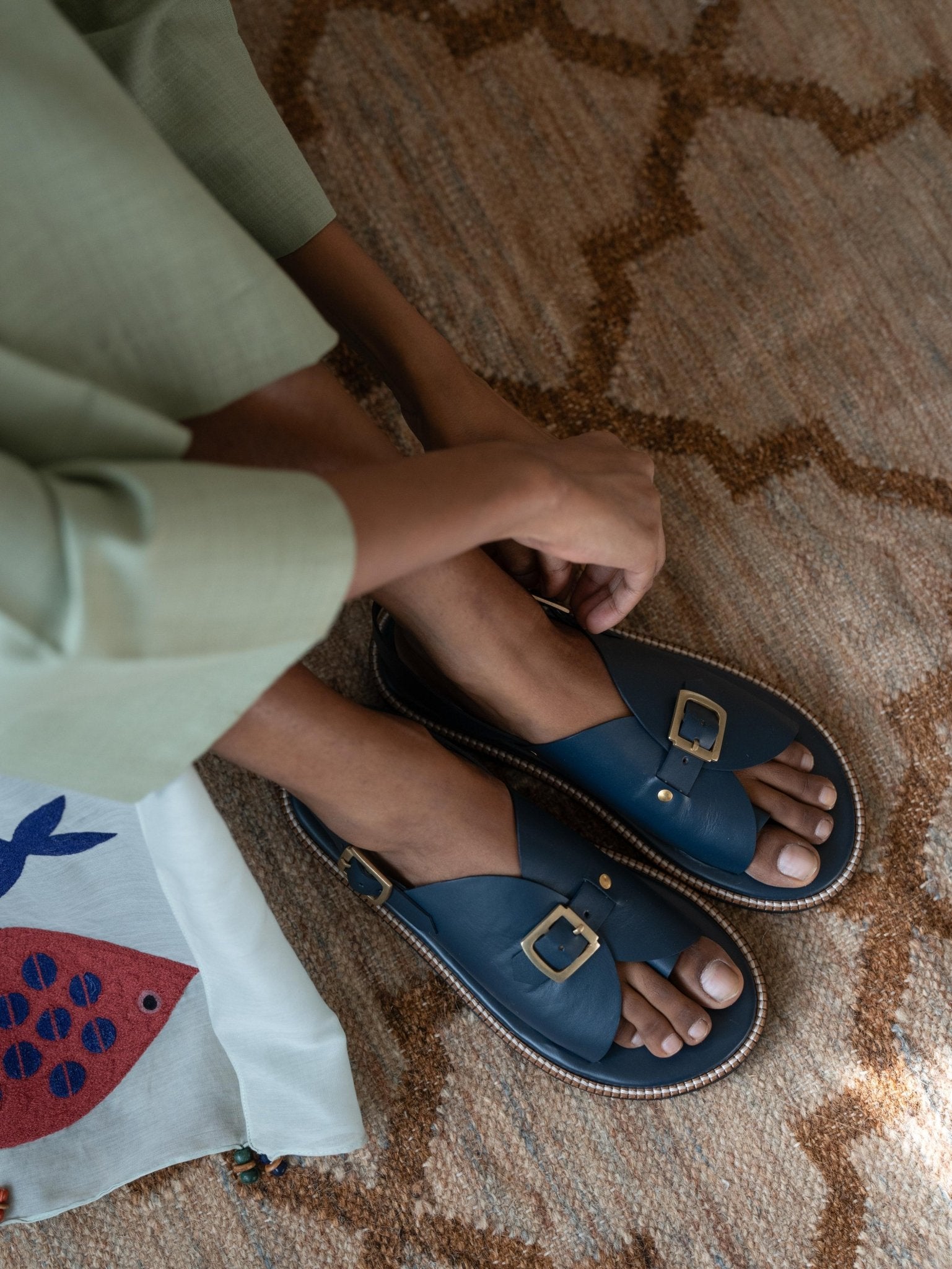 Envelope Welt Sandals SB - Women's Sandals in Navy - CiceroniSandalsSlomotion