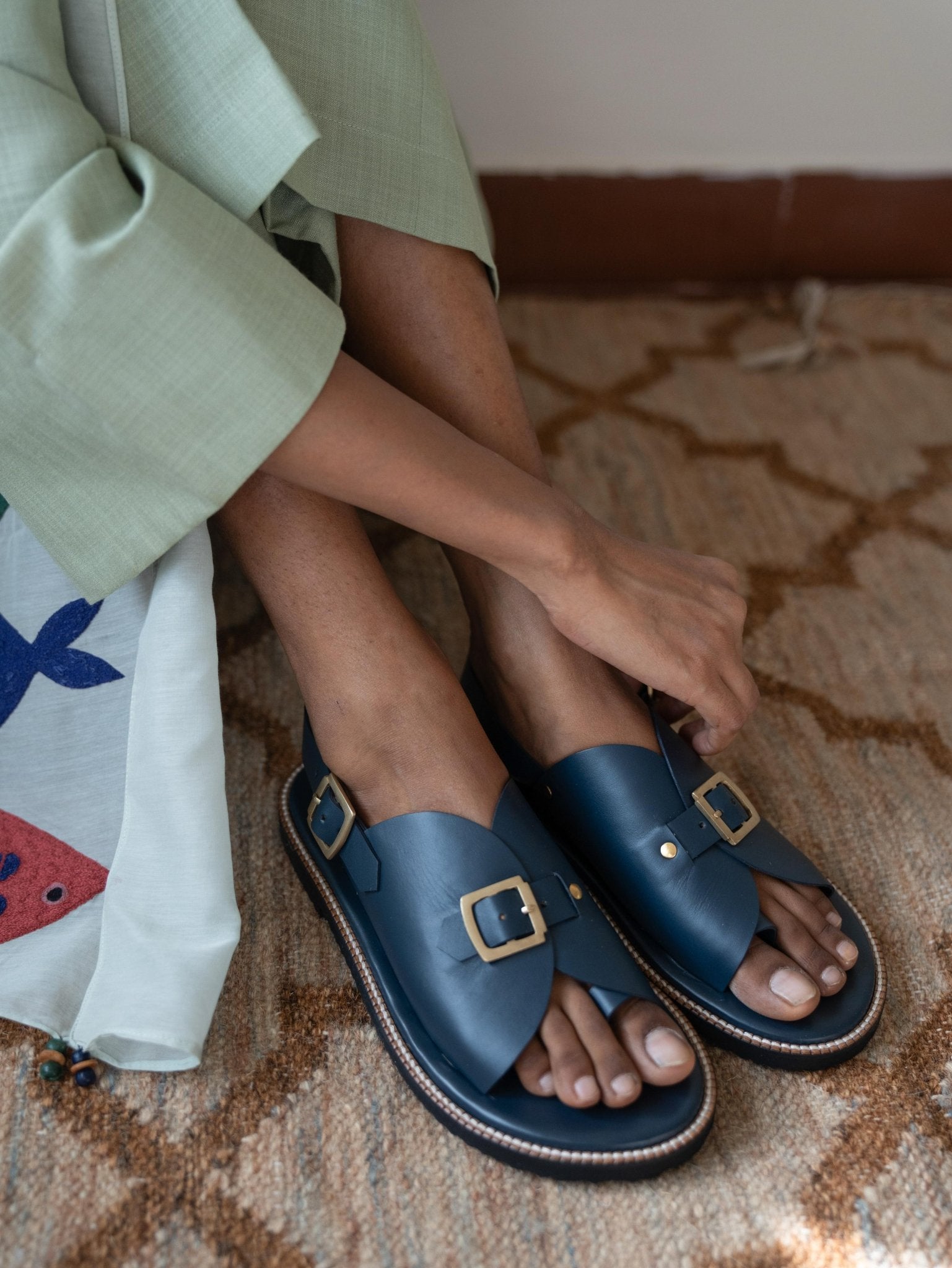 Envelope Welt Sandals SB - Women's Sandals in Navy - CiceroniSandalsSlomotion