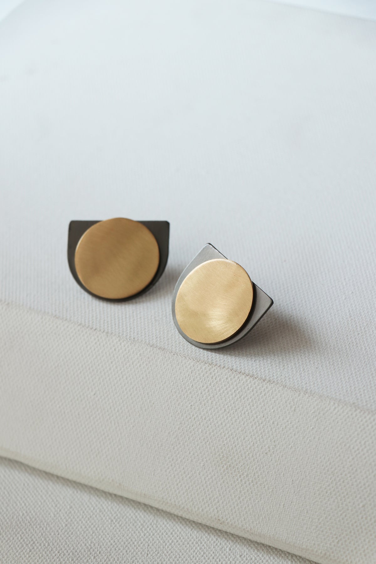 Erebus Black - D Earring - CiceroniEarringsLukka Chuppi