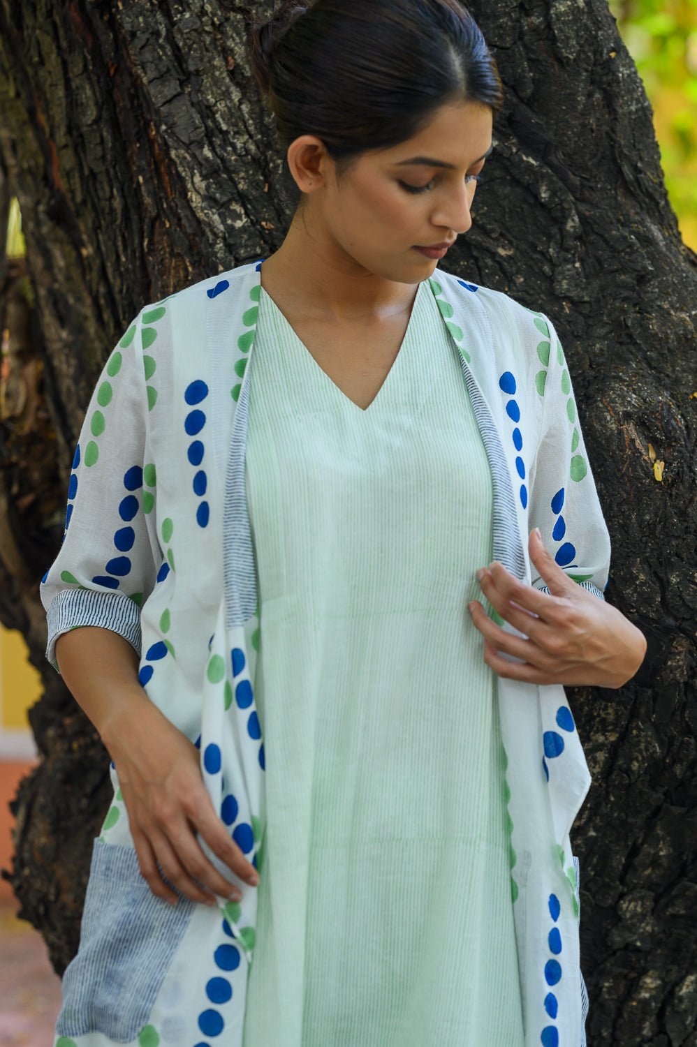 Esmeralda Dot Art Overlay - CiceroniJacketsRaga & Co.