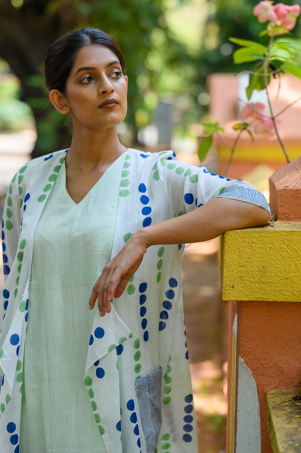 Esmeralda Dot Art Overlay - CiceroniJacketsRaga & Co.