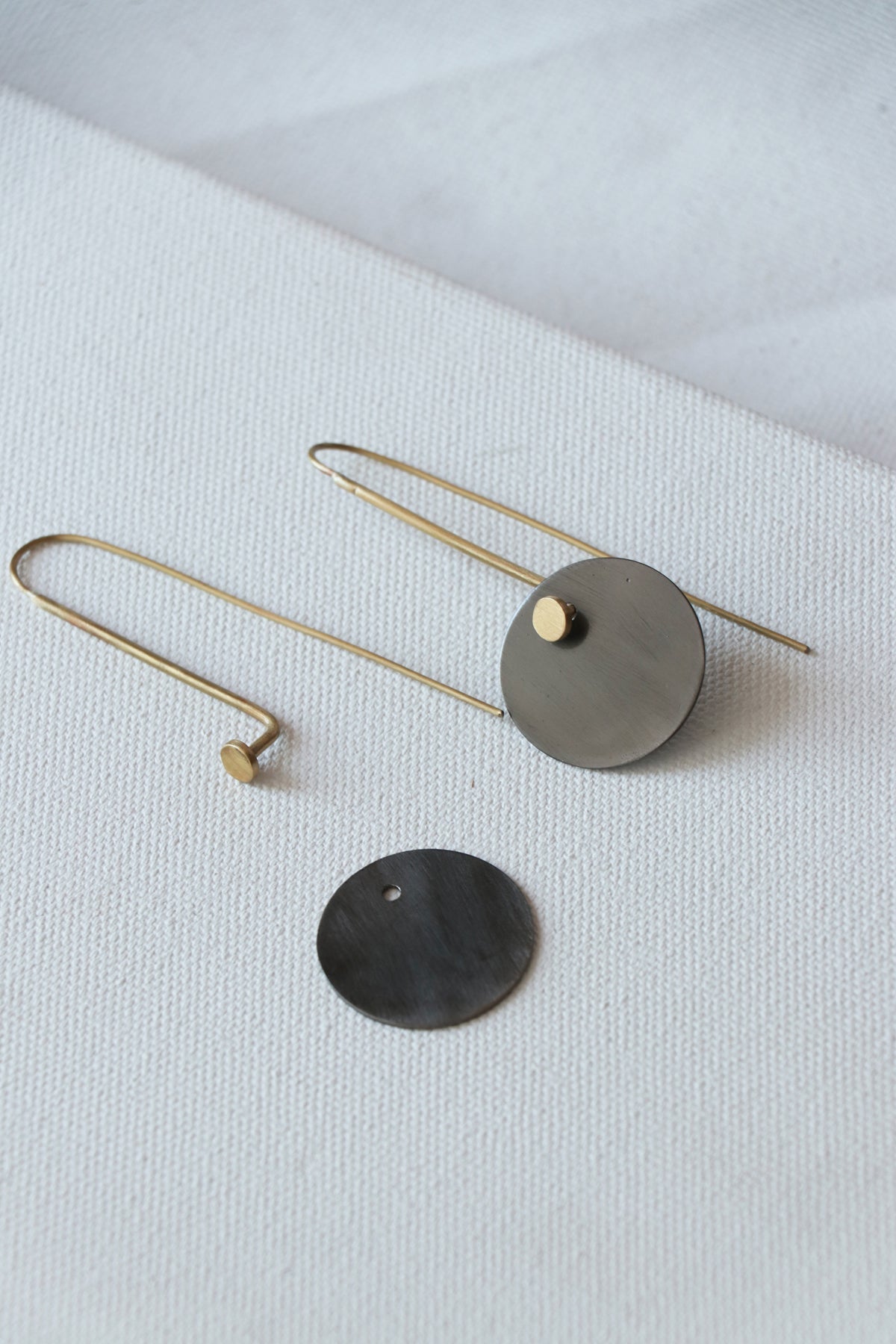 Eterna Black - Circle - CiceroniEarringsLukka Chuppi