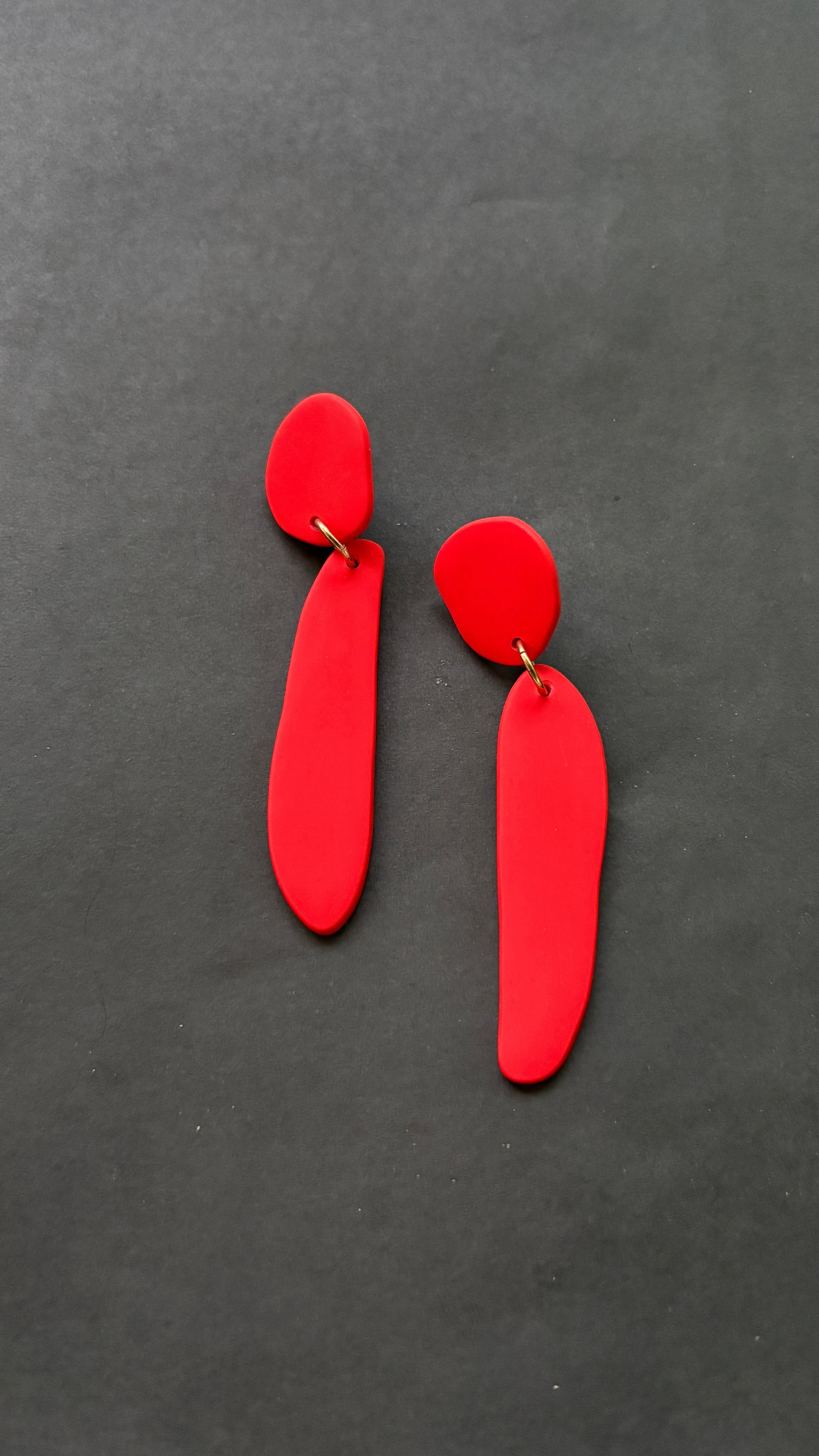 Fem Quads - Red - CiceroniEarringsColoured Ears