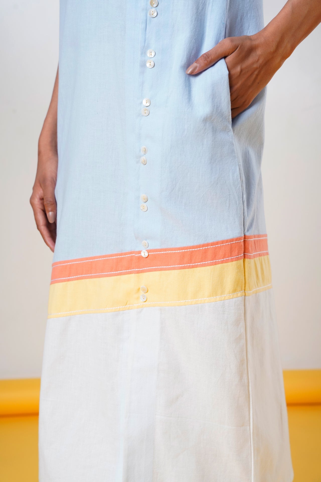 Fiji - ni – Horizon Glow Midi Dress - CiceroniDressesMadder Much